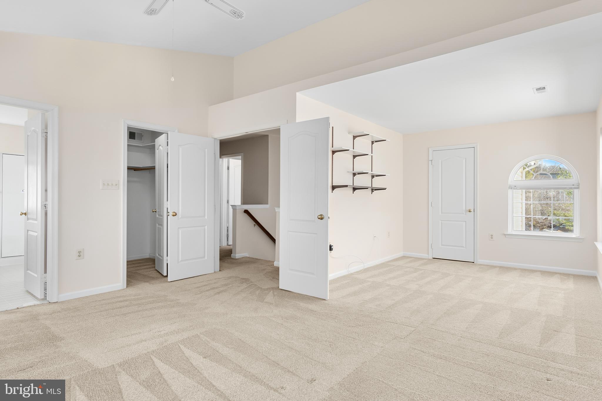 SPRING RIDGE - Residential