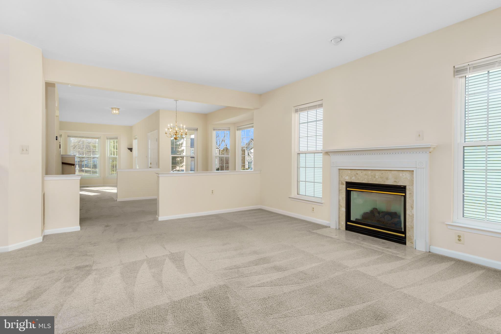 SPRING RIDGE - Residential