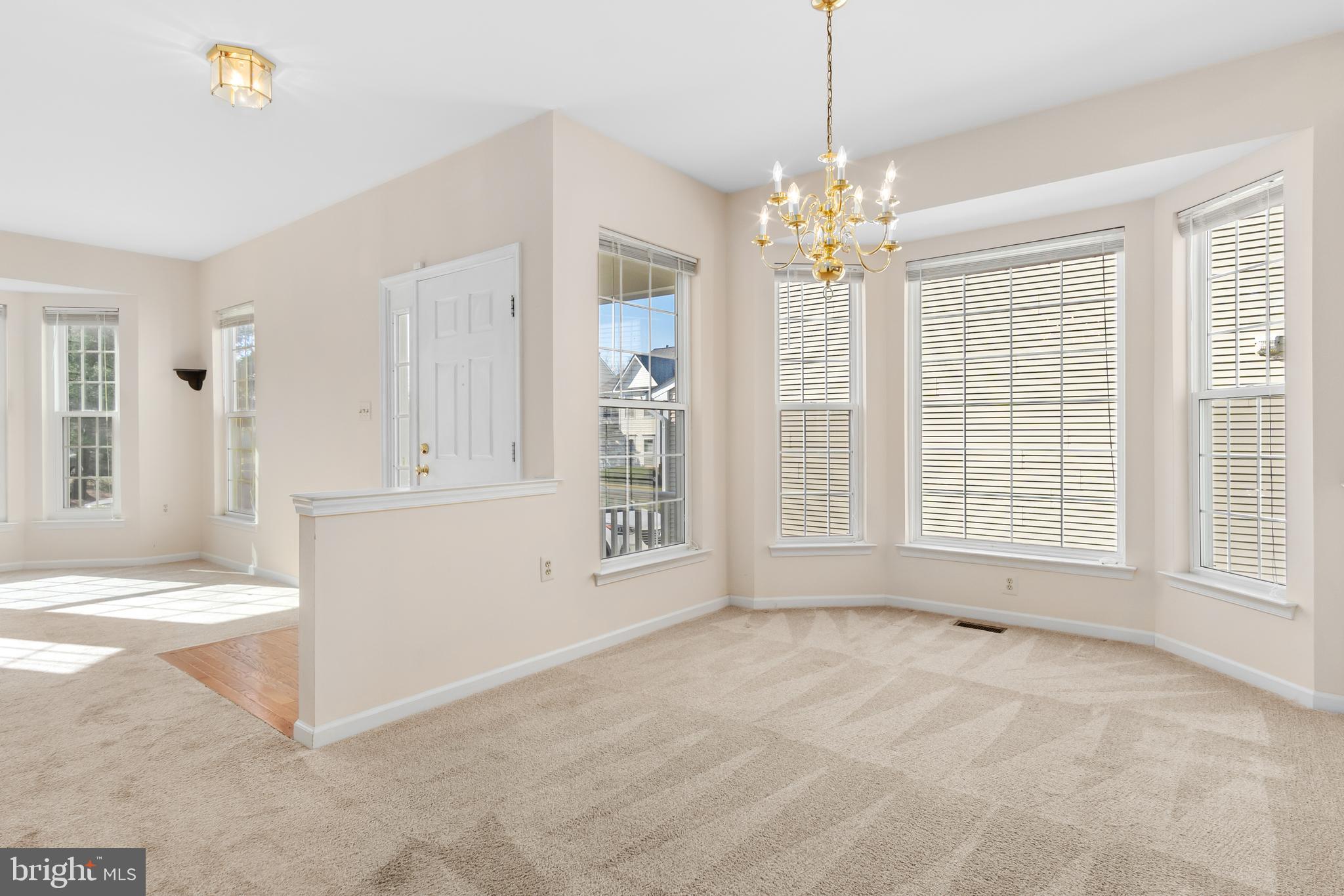 SPRING RIDGE - Residential