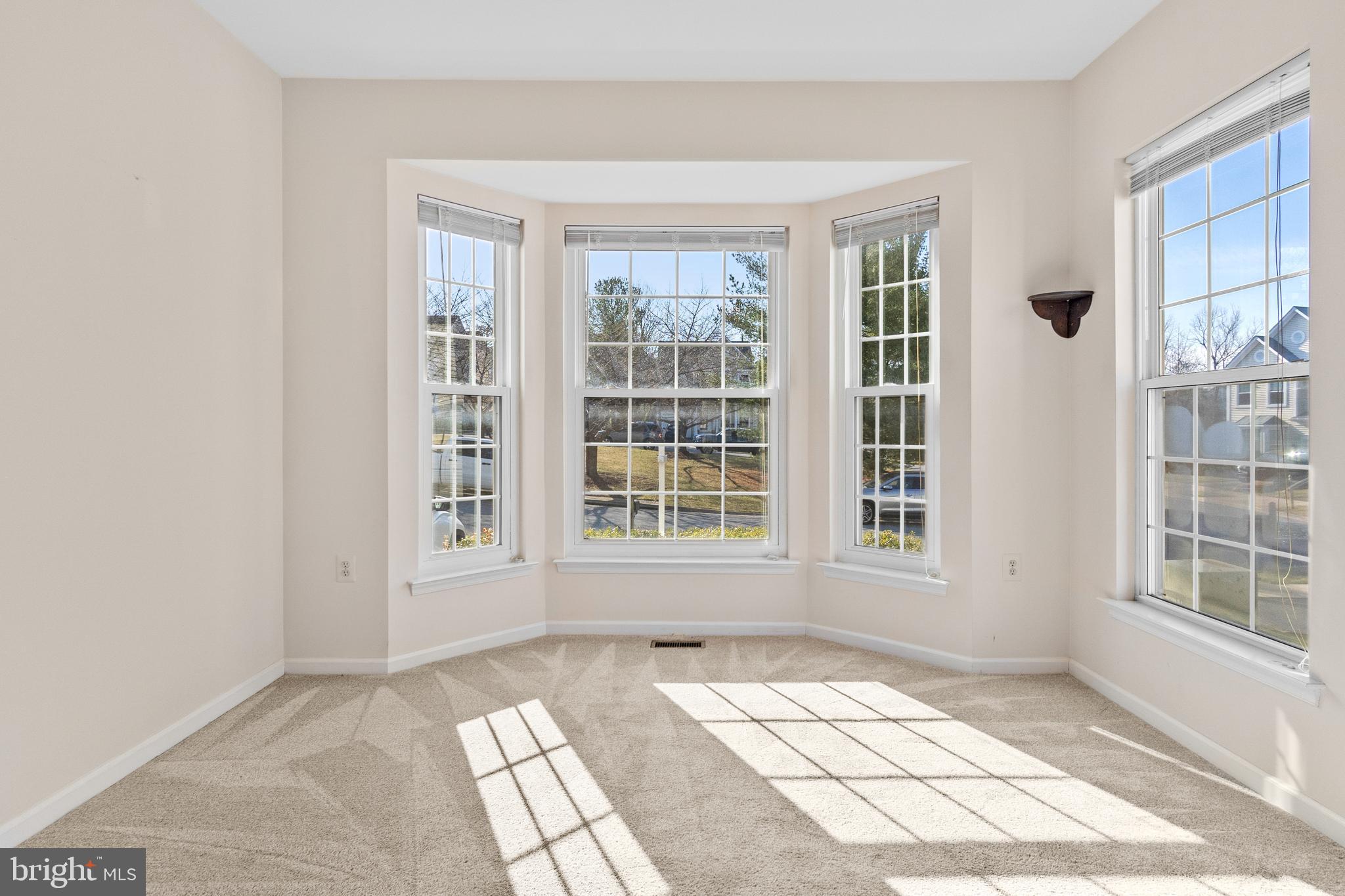 SPRING RIDGE - Residential