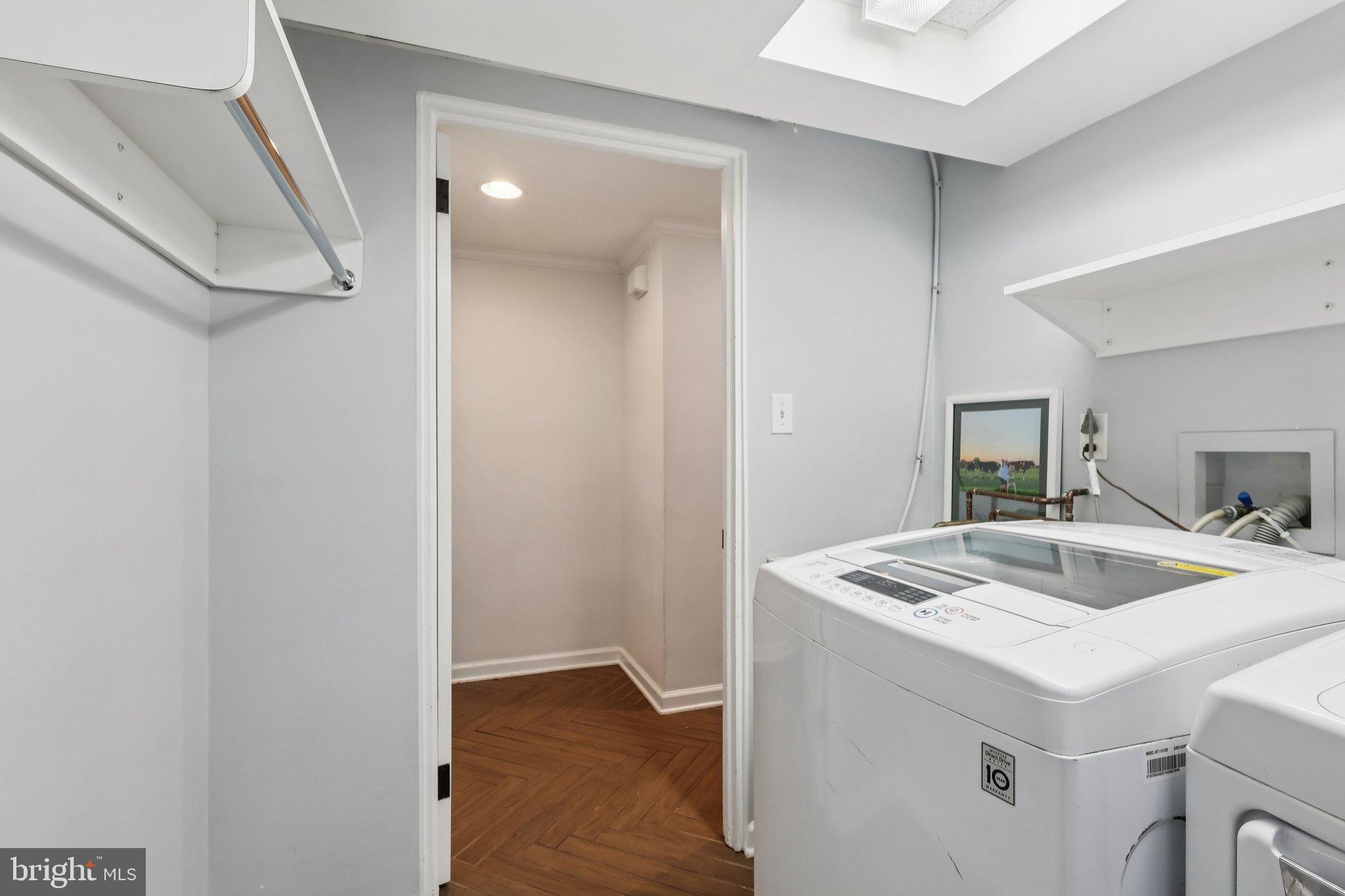 DEEPDALE - Residential