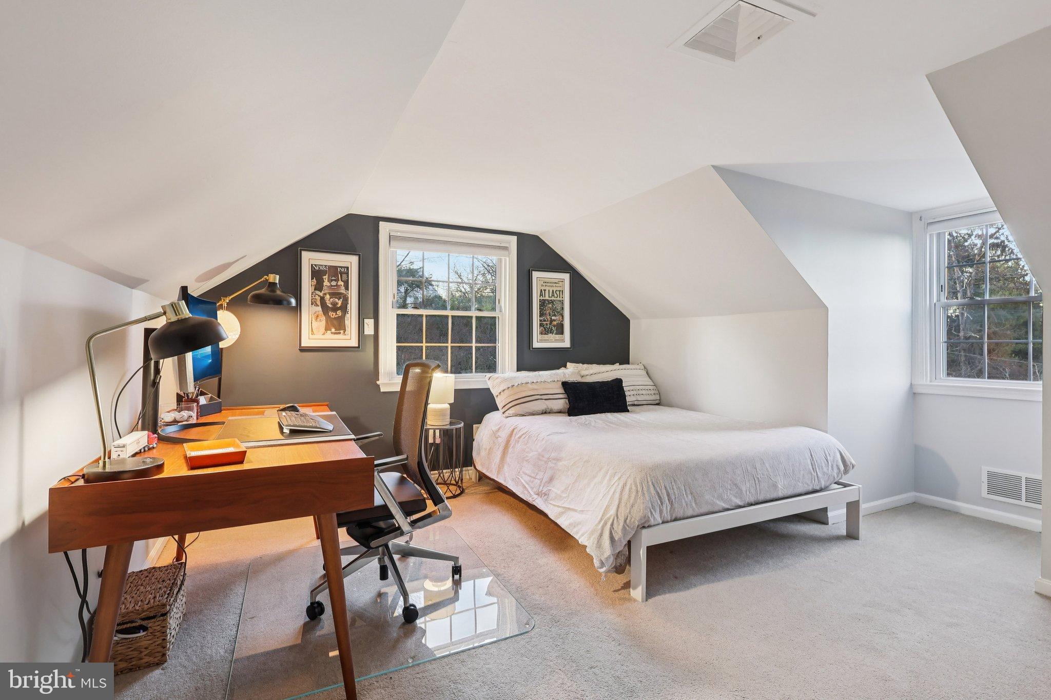 DEEPDALE - Residential