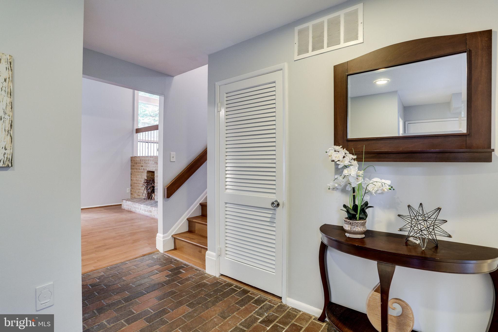 COURTS OF WYNGATE - Residential