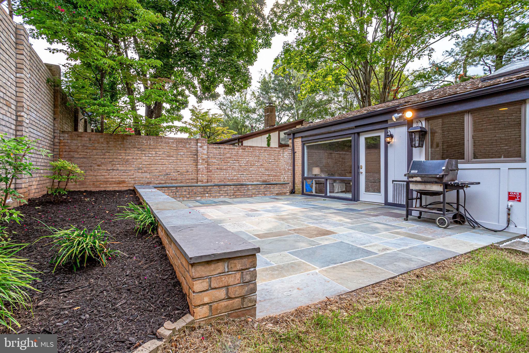 COURTS OF WYNGATE - Residential