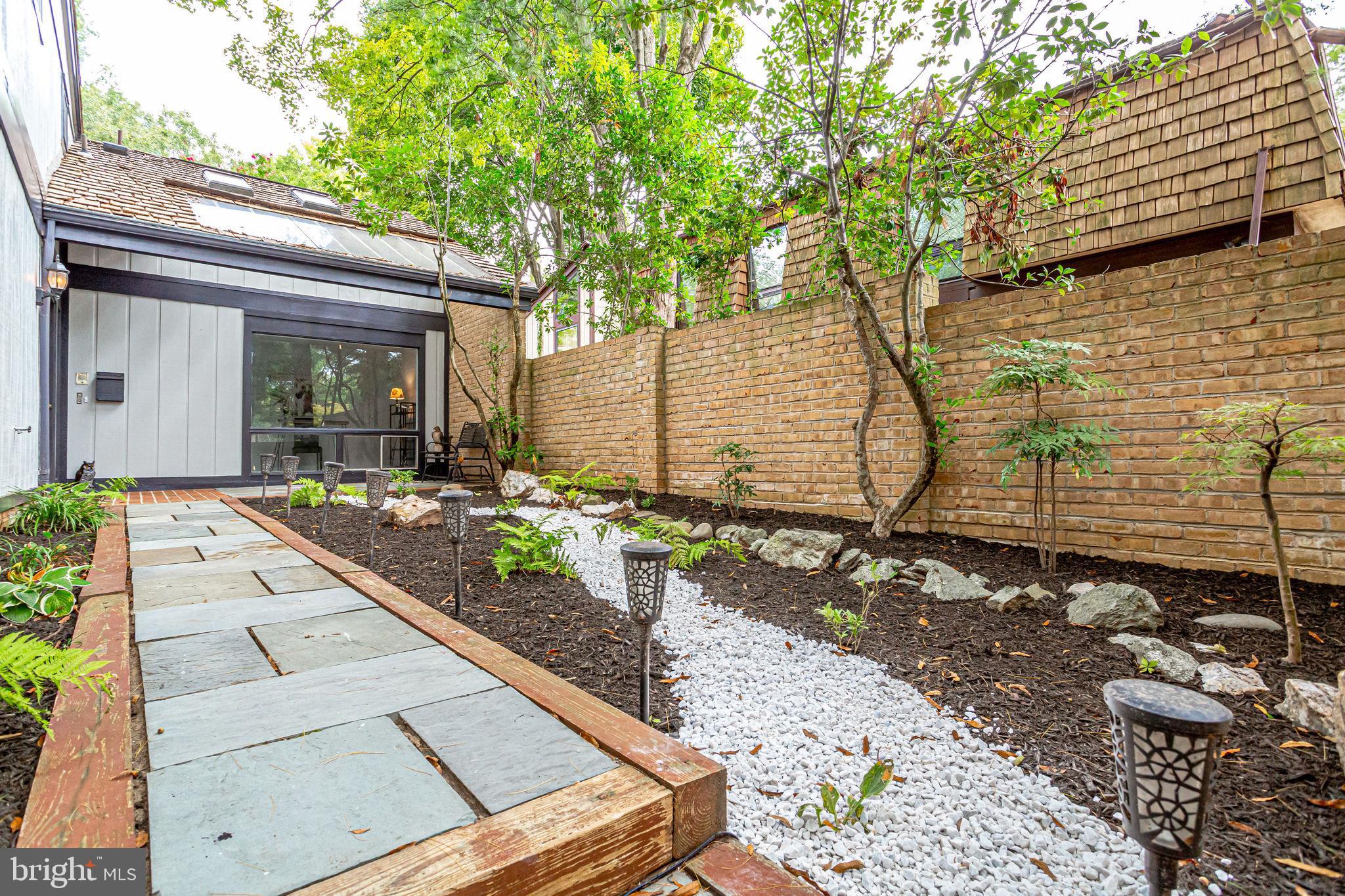 COURTS OF WYNGATE - Residential