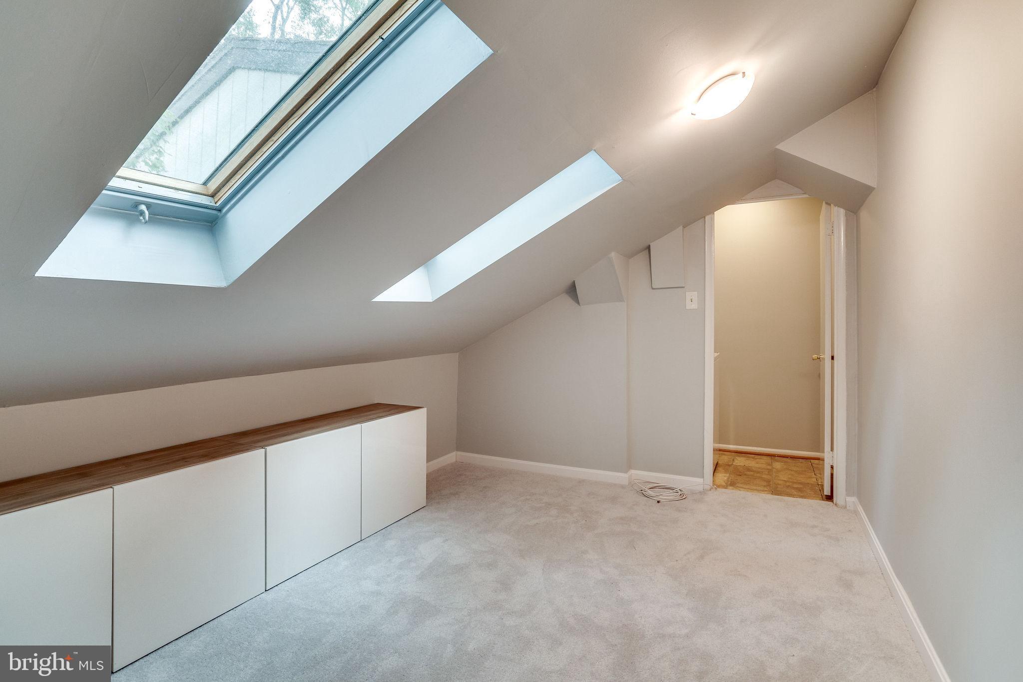 COURTS OF WYNGATE - Residential