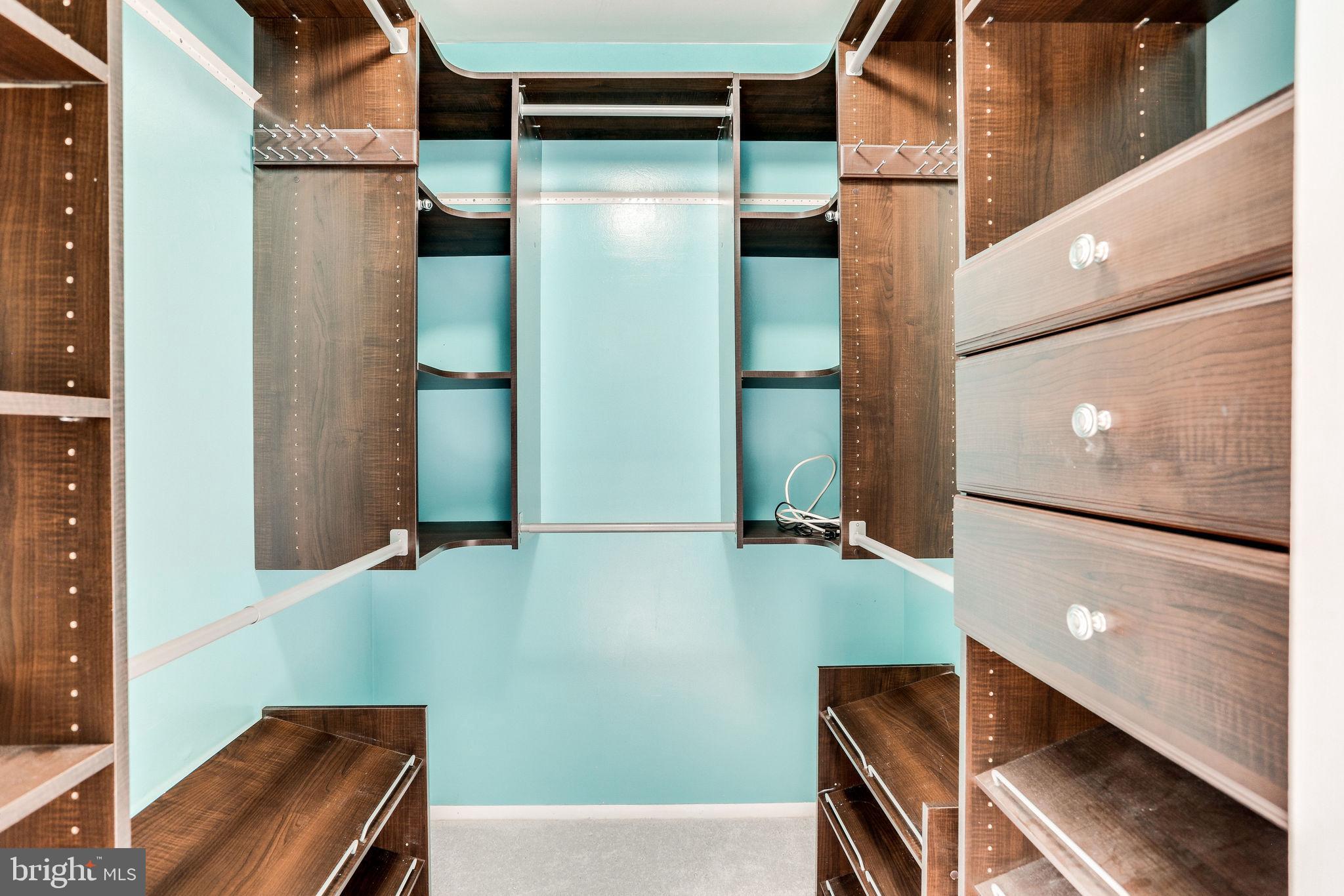 COURTS OF WYNGATE - Residential