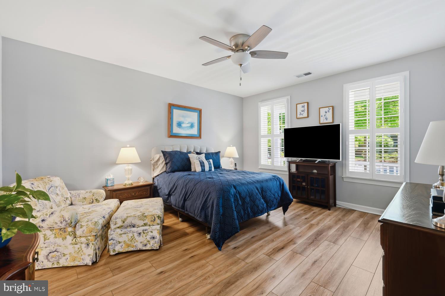 EASTON VILLAGE - Residential
