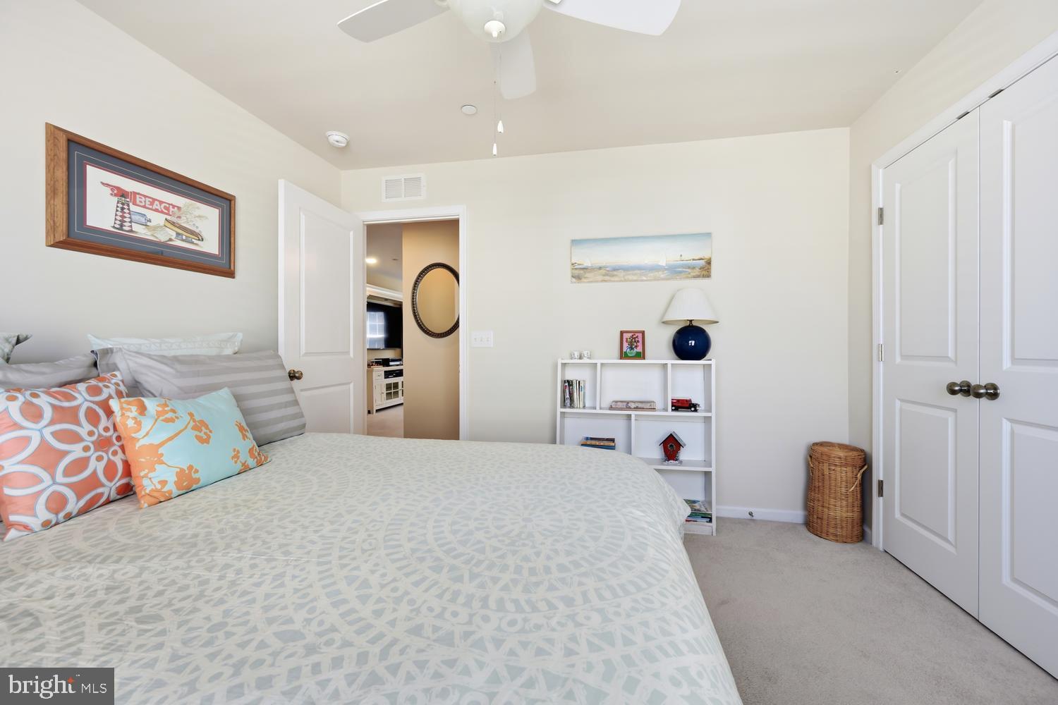 EASTON VILLAGE - Residential
