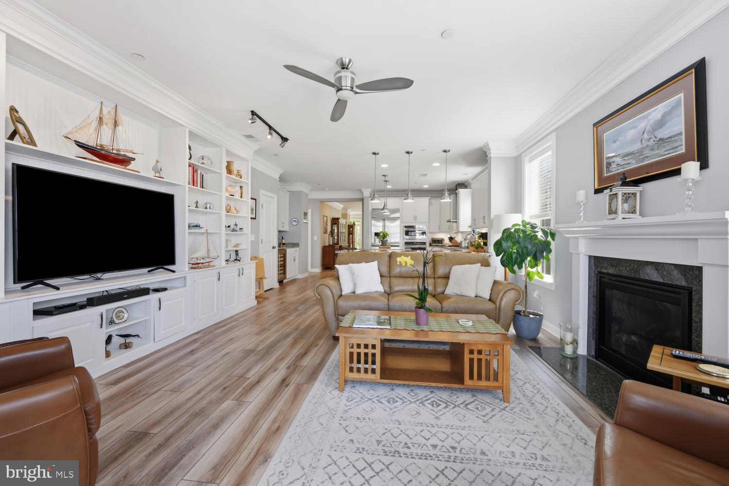 EASTON VILLAGE - Residential