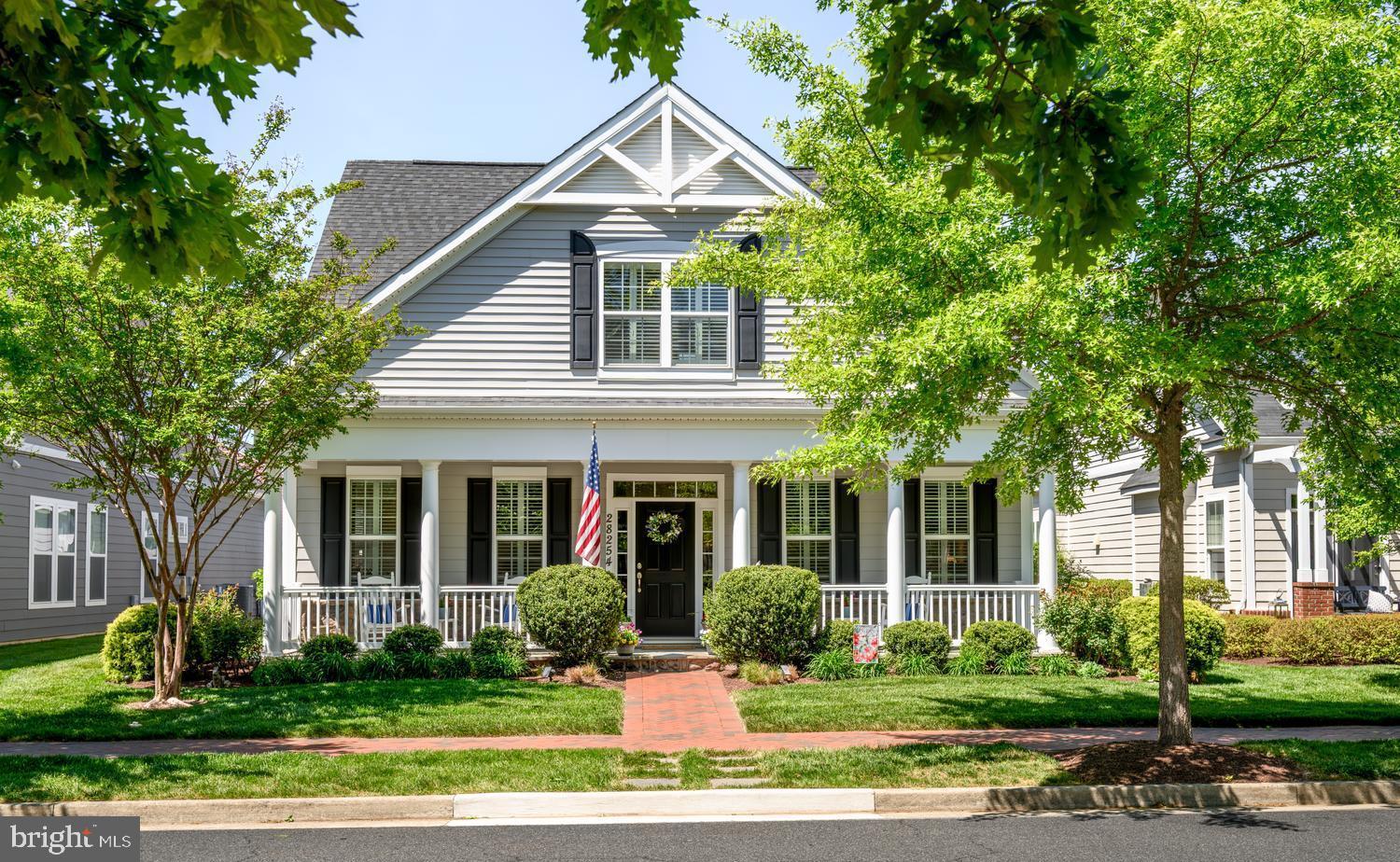 EASTON VILLAGE - Residential