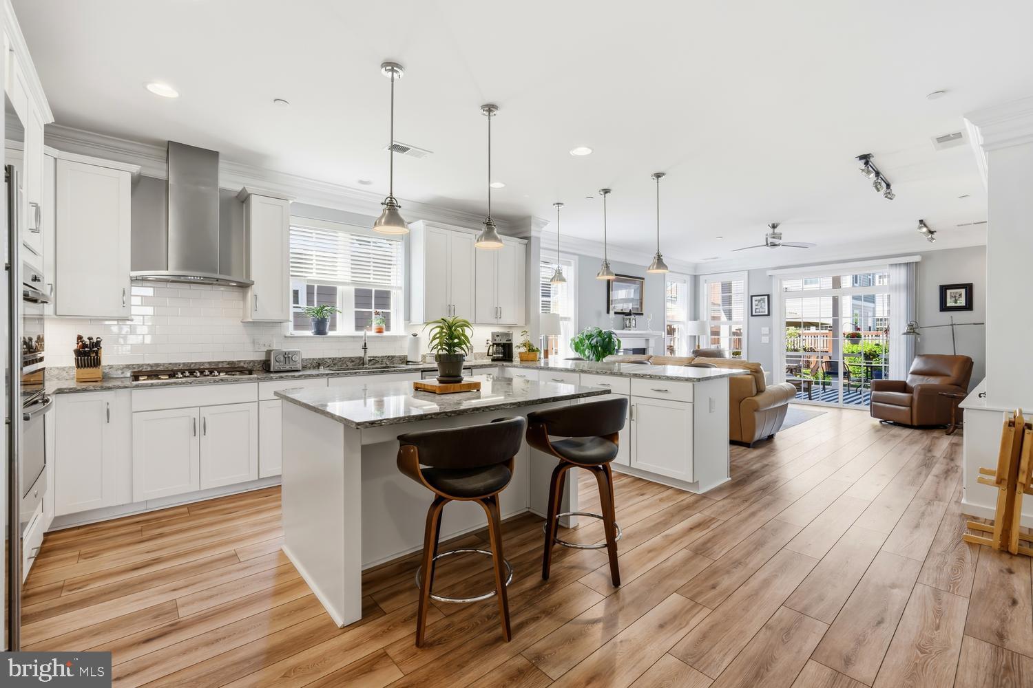 EASTON VILLAGE - Residential