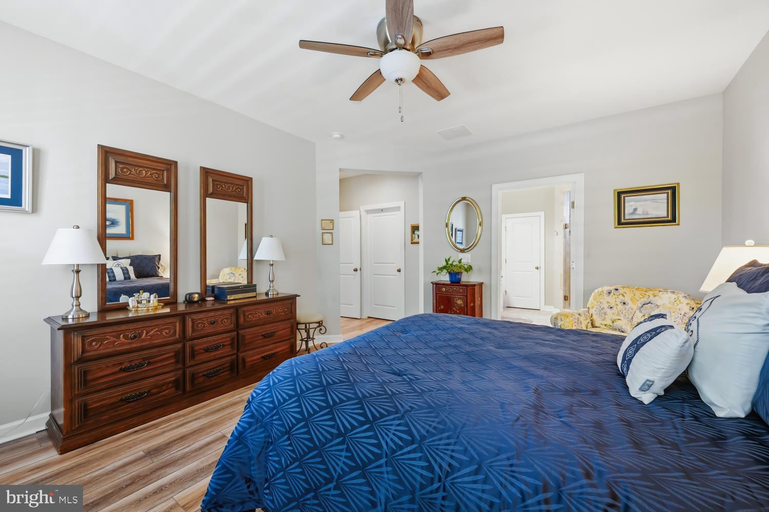 EASTON VILLAGE - Residential