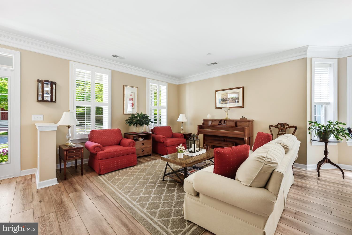 EASTON VILLAGE - Residential