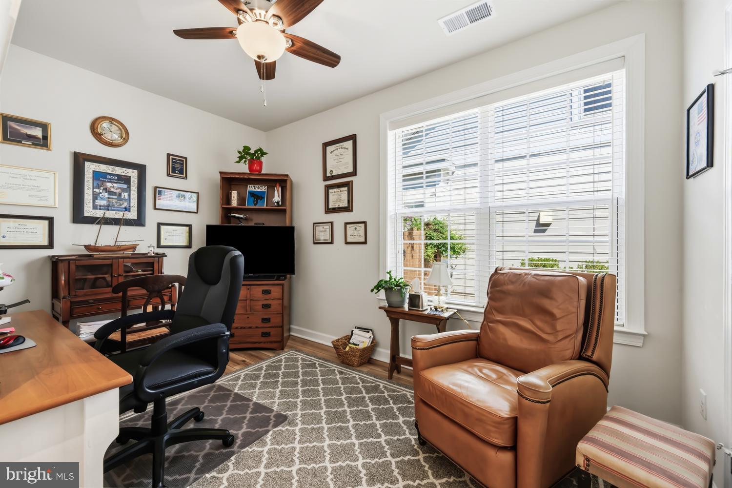 EASTON VILLAGE - Residential