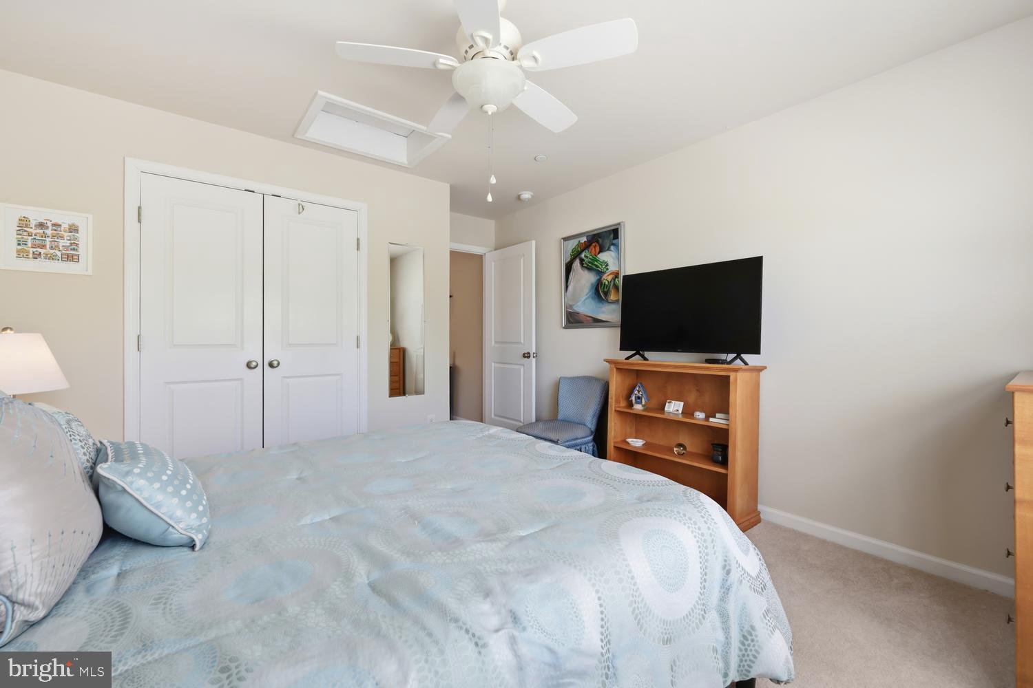 EASTON VILLAGE - Residential