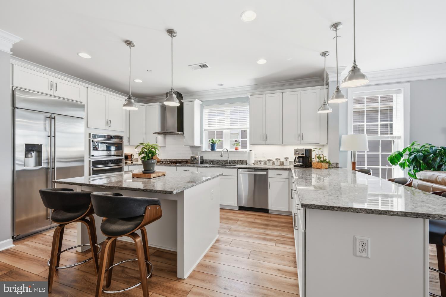 EASTON VILLAGE - Residential