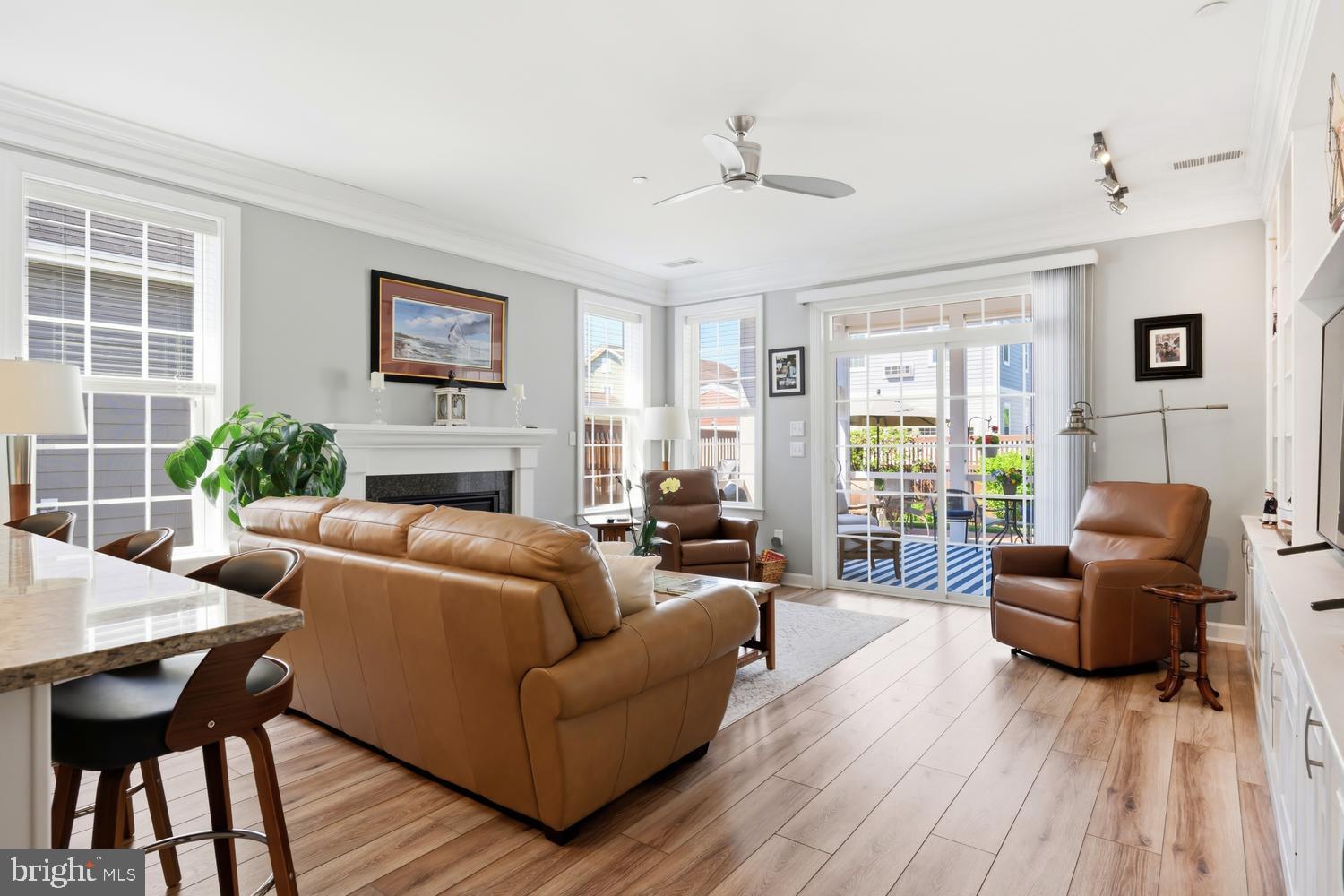 EASTON VILLAGE - Residential