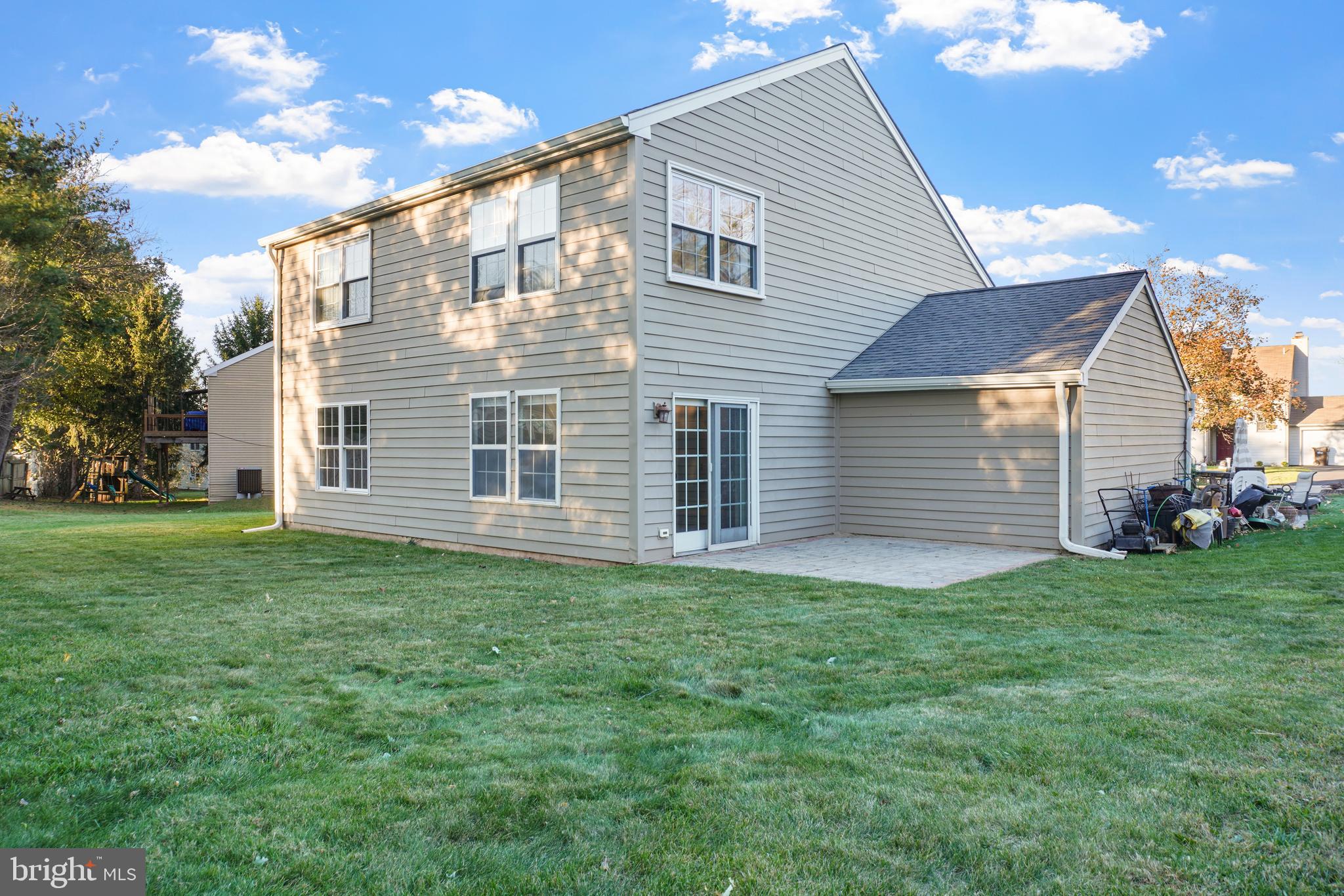 TELFORD COMMONS - Residential Lease