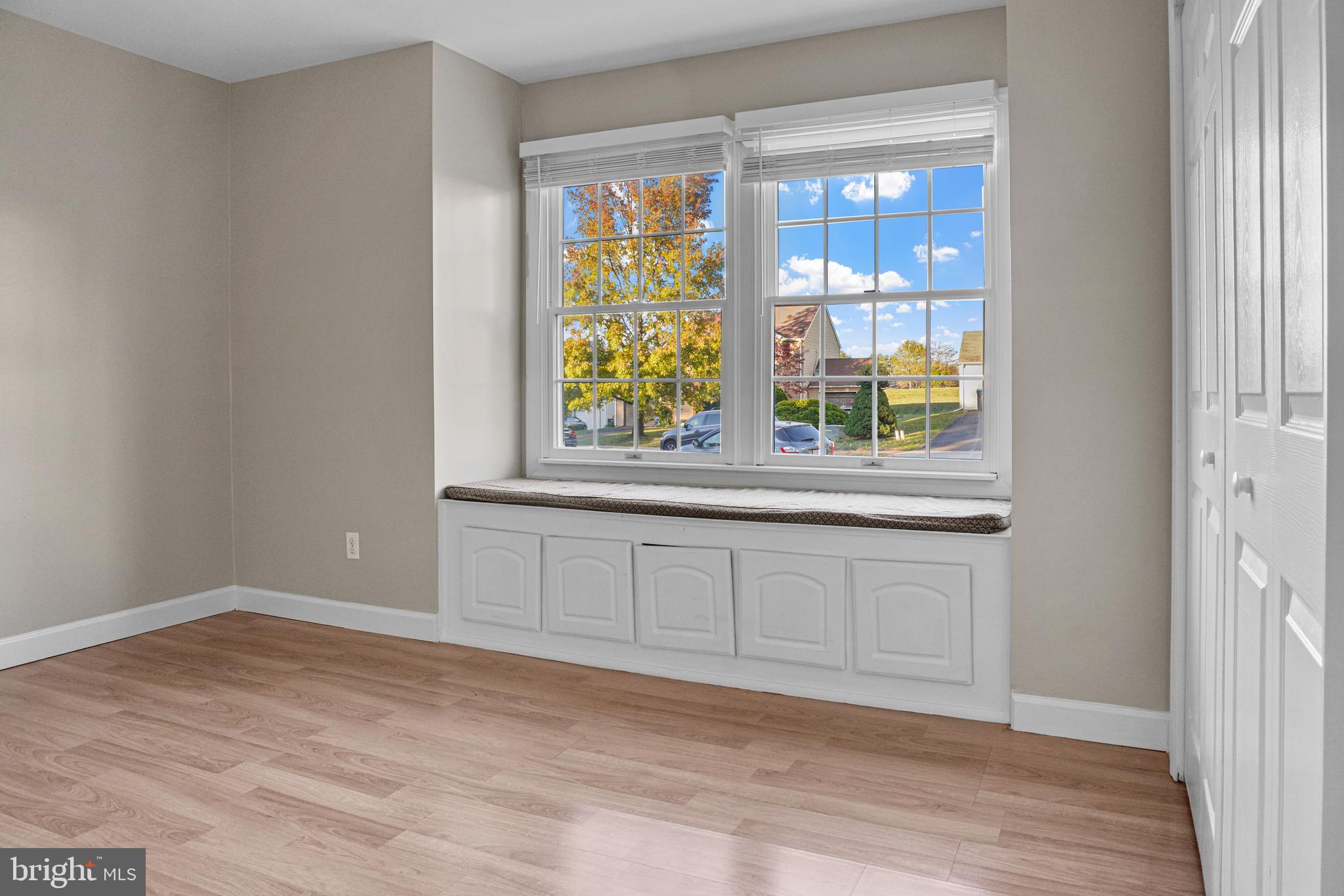 TELFORD COMMONS - Residential Lease