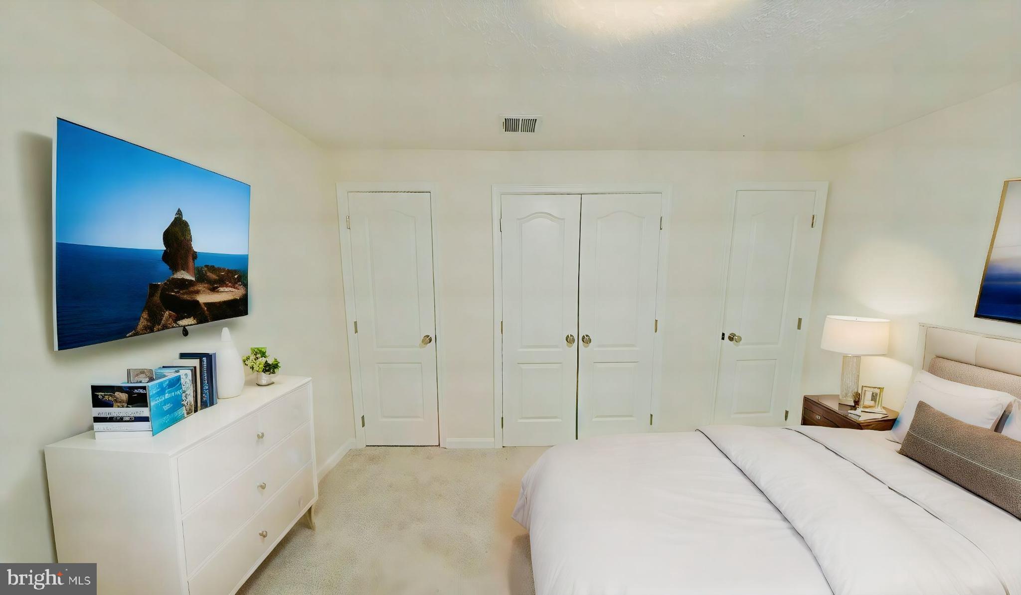 SIERRA MEADOWS - Residential