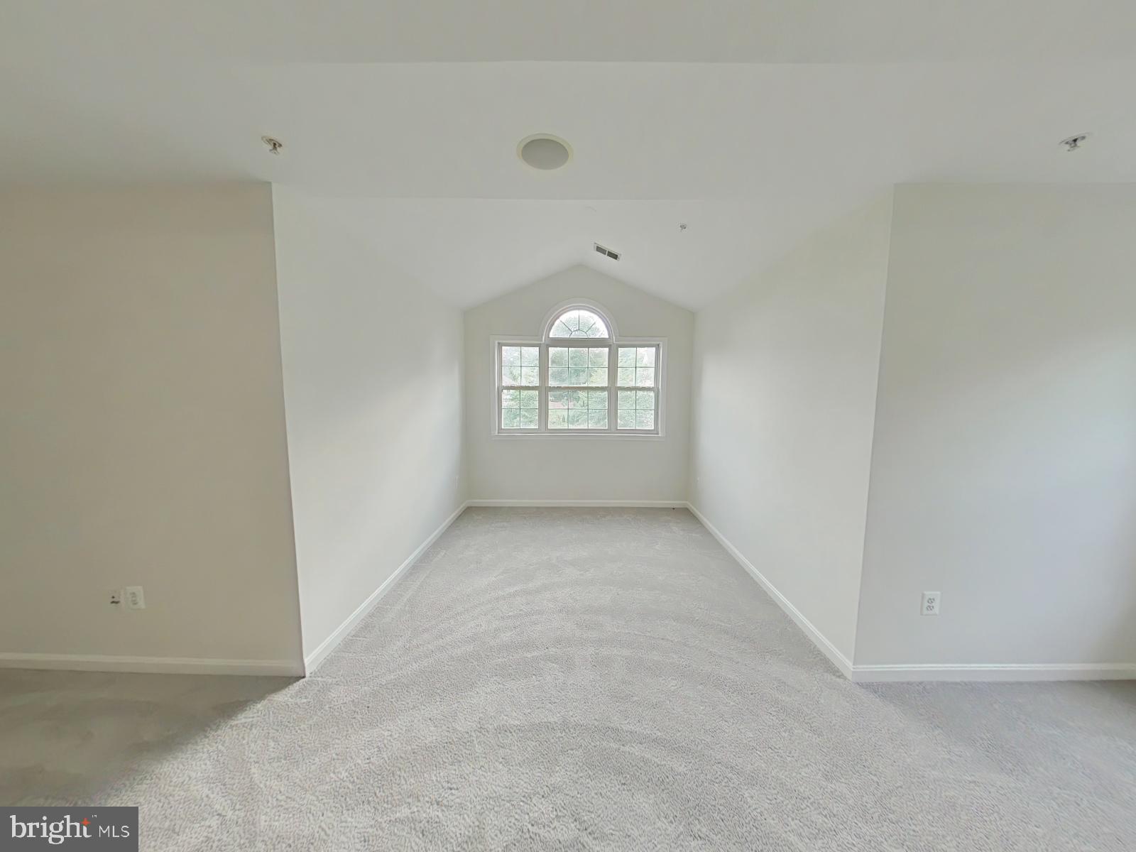 SIERRA MEADOWS - Residential