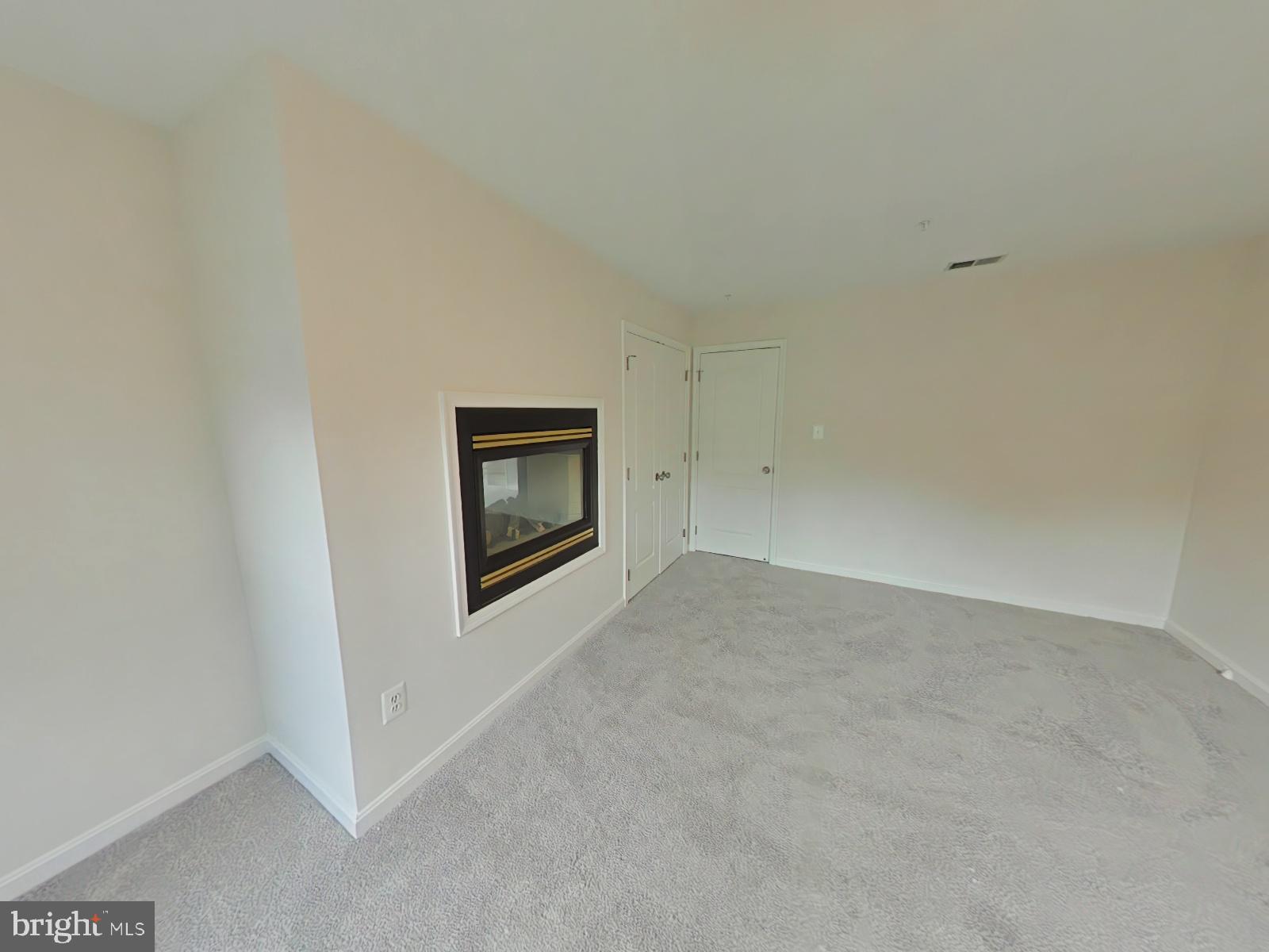 SIERRA MEADOWS - Residential