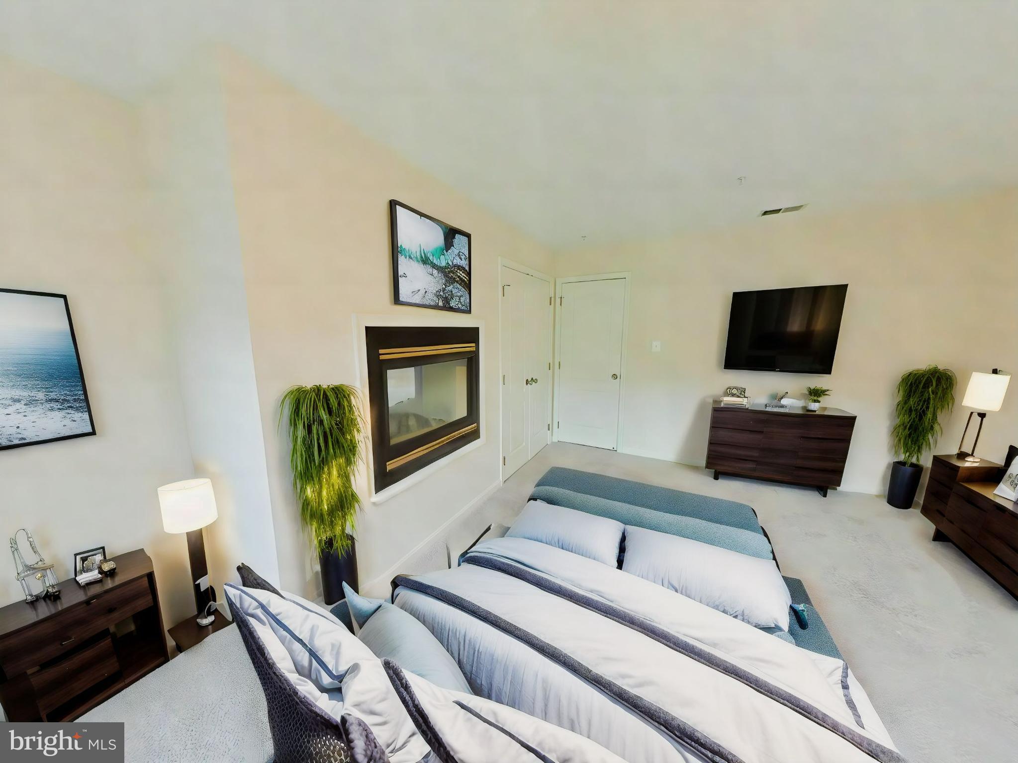 SIERRA MEADOWS - Residential