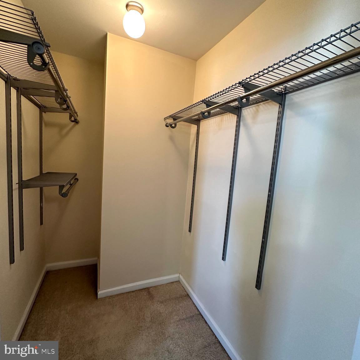 COLUMBIA RUN TOWNHOMES - Residential Lease