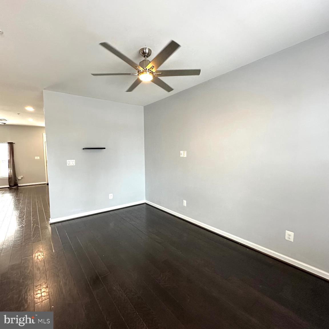 COLUMBIA RUN TOWNHOMES - Residential Lease