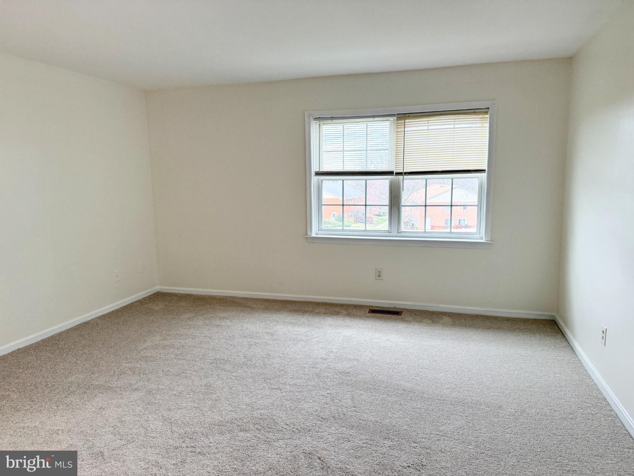 THE HIGHLANDS - Residential