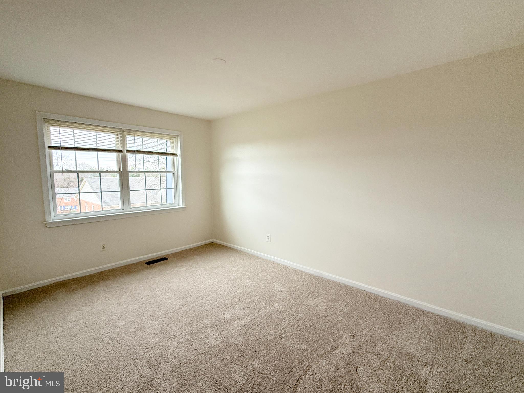 THE HIGHLANDS - Residential