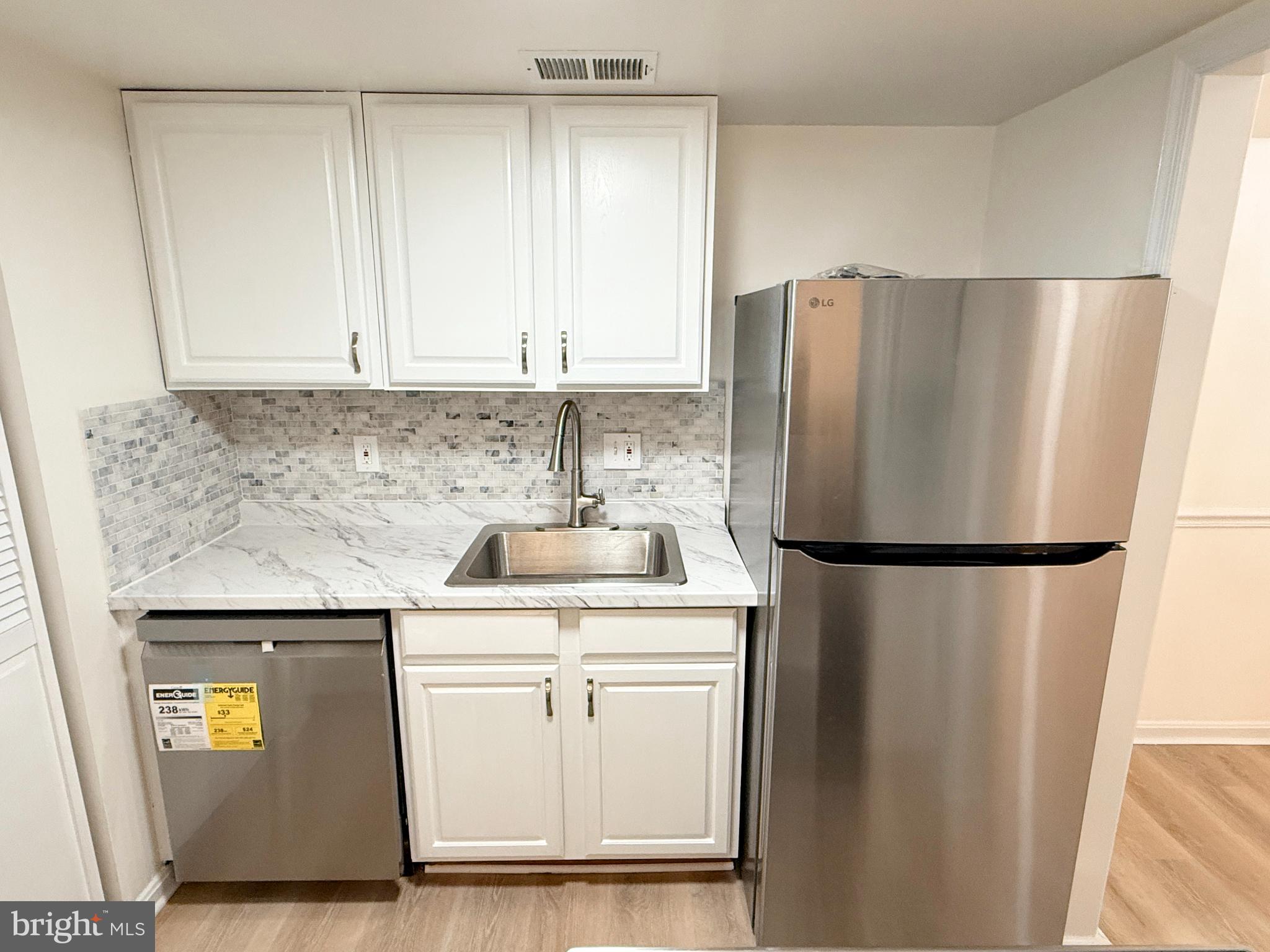 THE HIGHLANDS - Residential