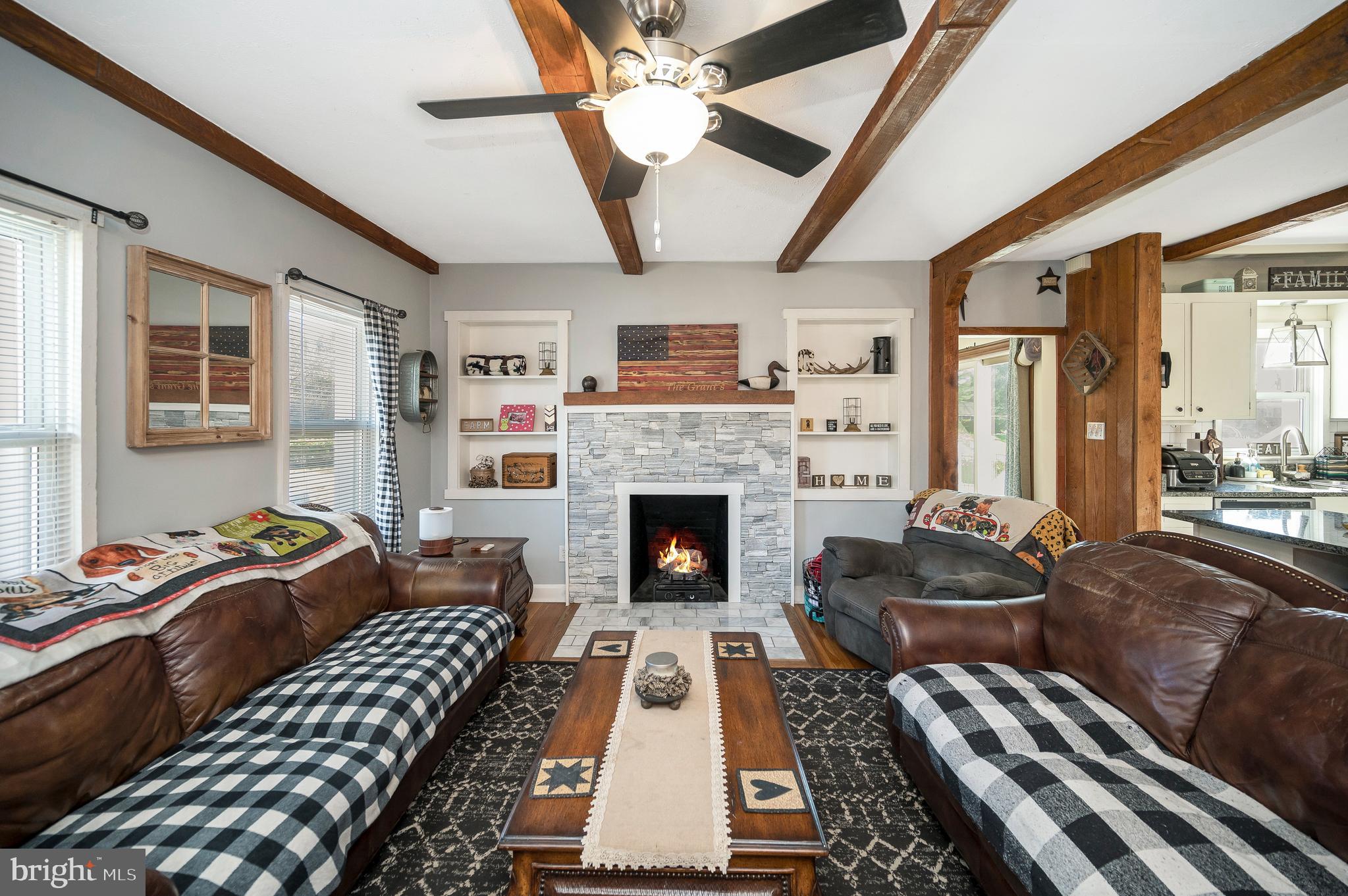 HIGHLAND HOMES - Residential