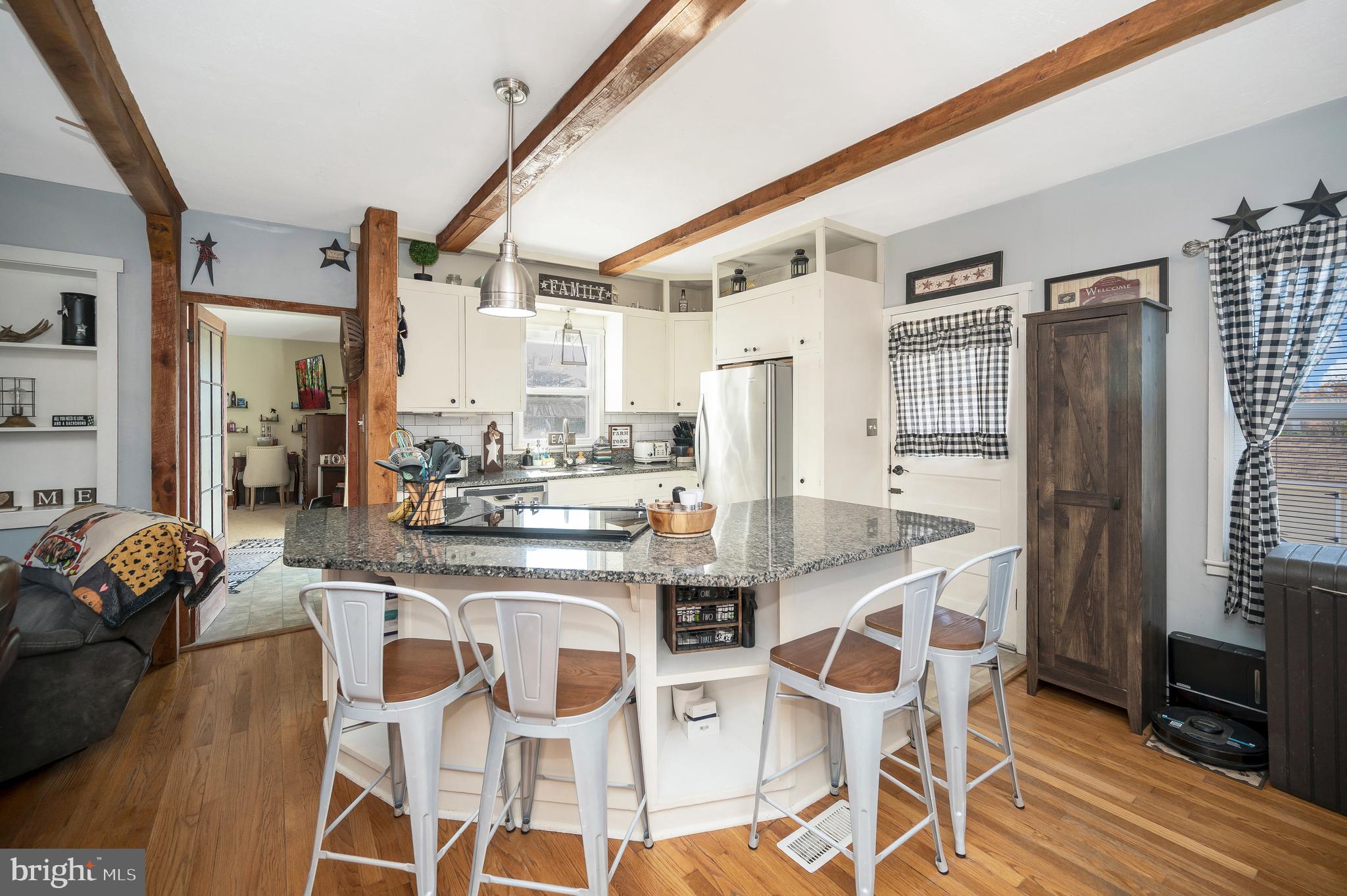 HIGHLAND HOMES - Residential