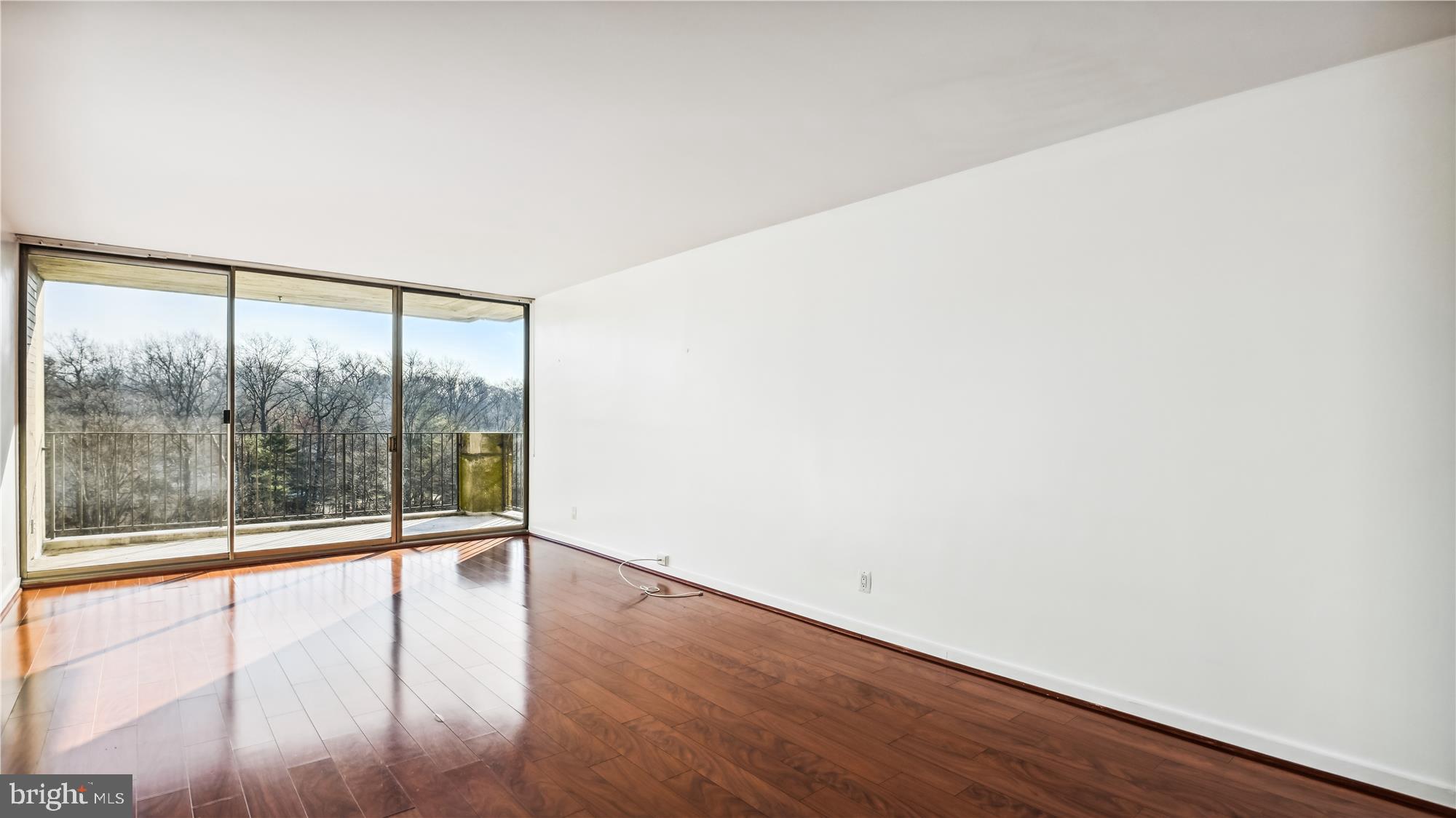 WASHINGTON PLAZA - Residential Lease