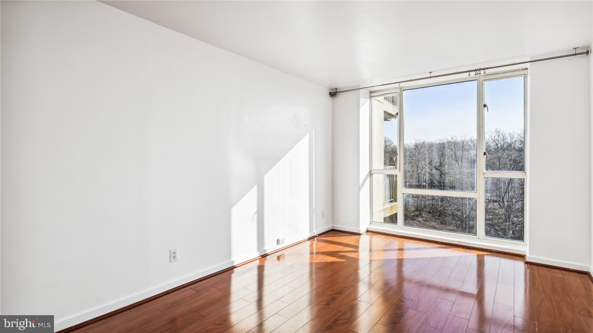 WASHINGTON PLAZA - Residential Lease