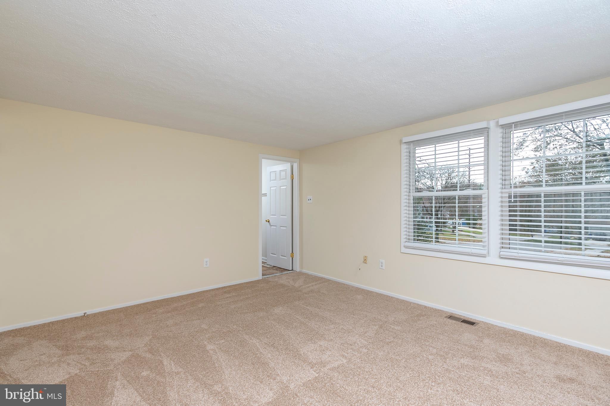 VILLAGE OF OWEN BROWN - Residential