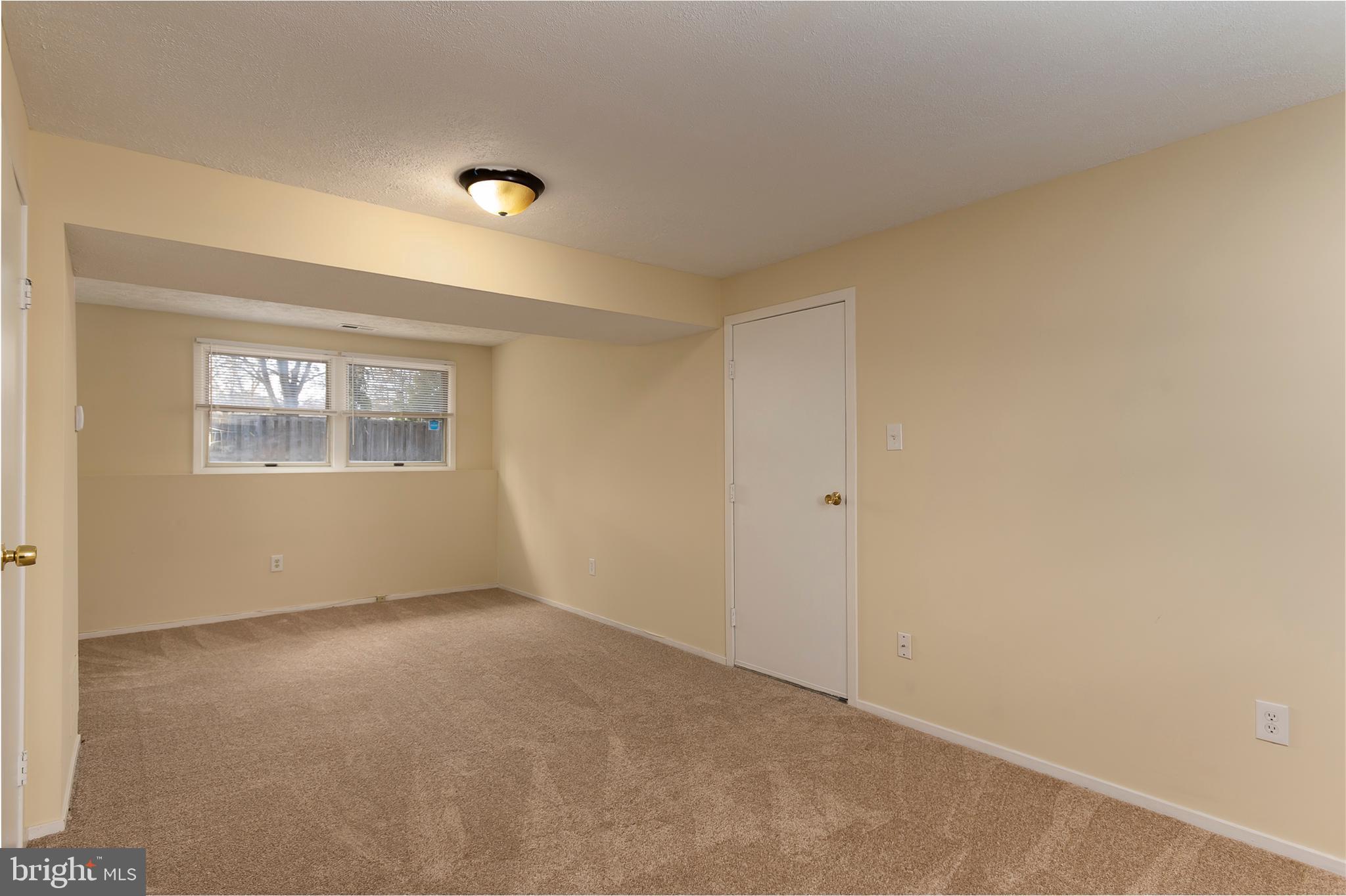 VILLAGE OF OWEN BROWN - Residential