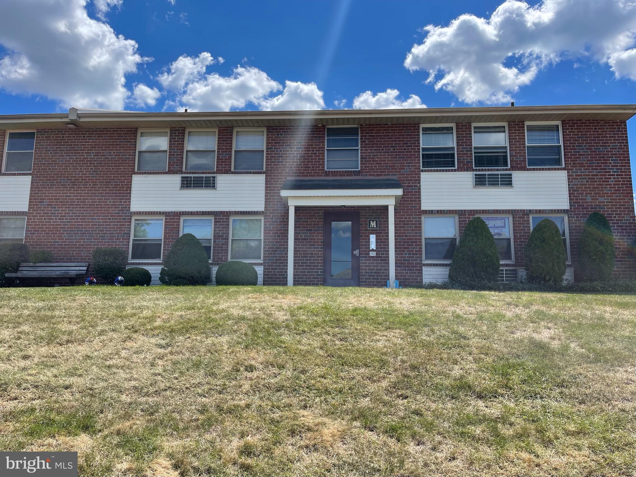 COURT OF HENDERSON - Residential Lease