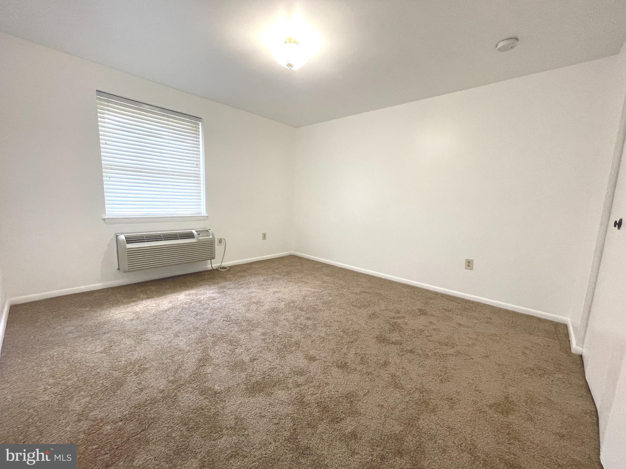 COURT OF HENDERSON - Residential Lease