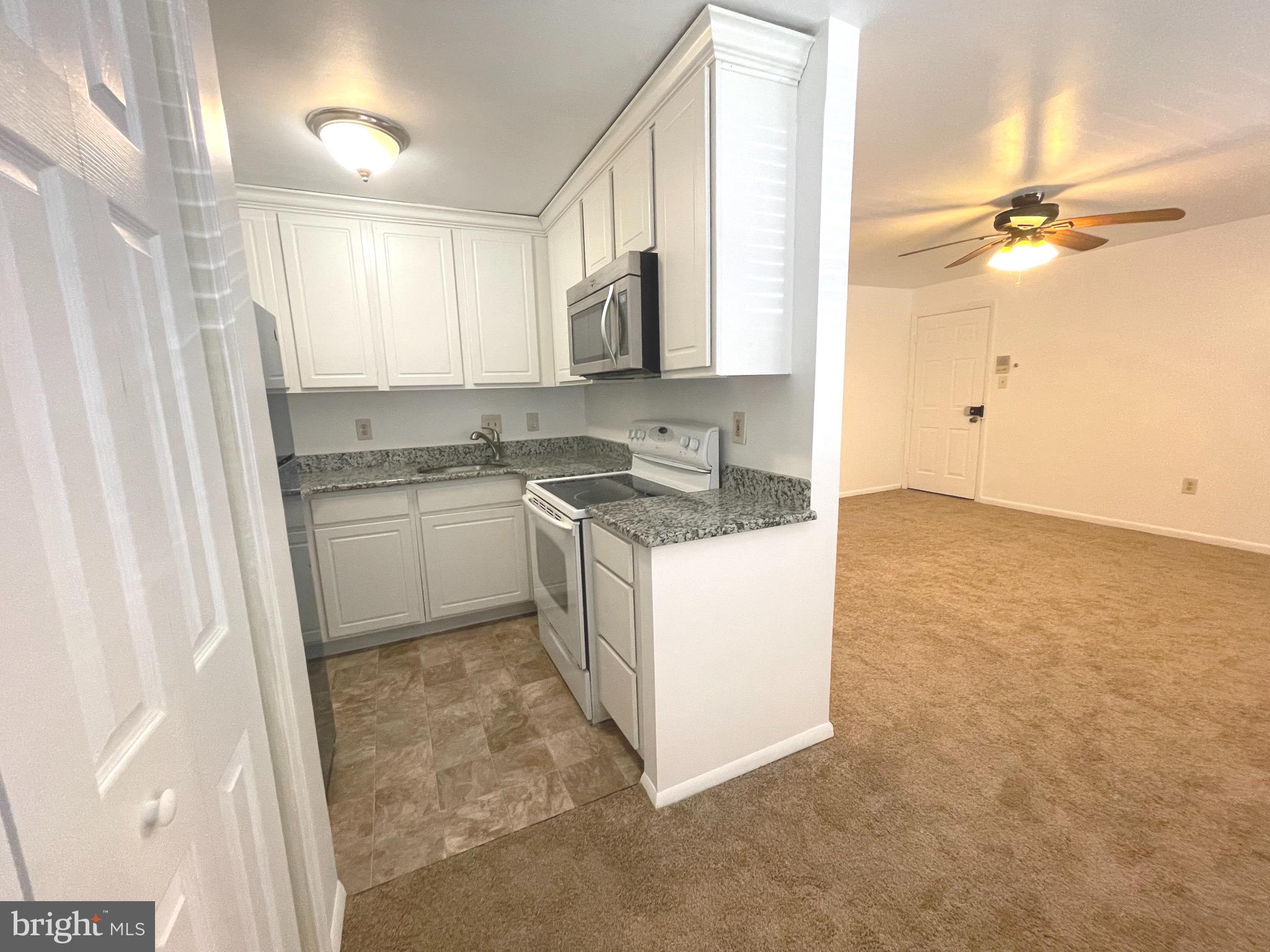 COURT OF HENDERSON - Residential Lease