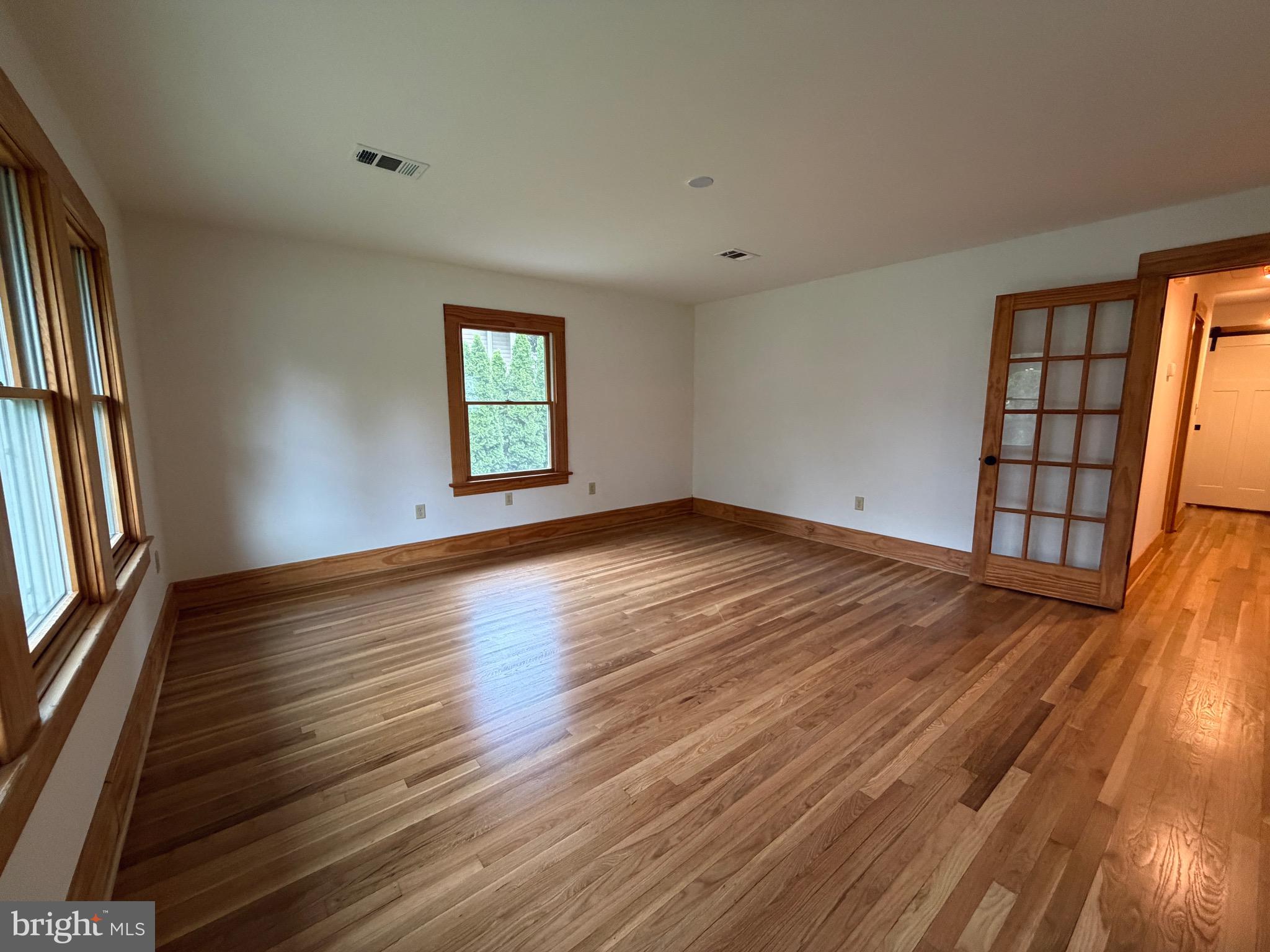 282 CEDAR LANE
