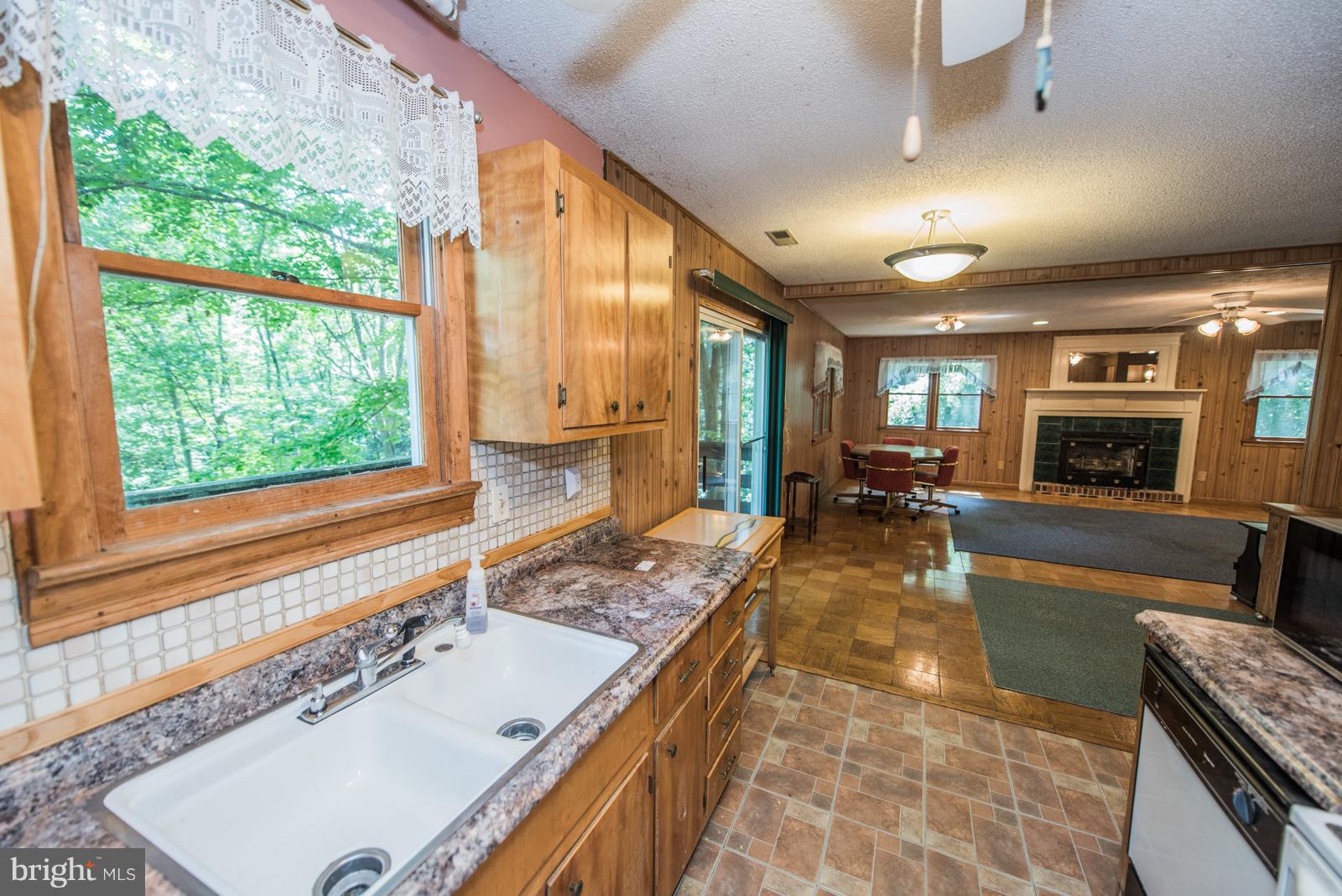 TROUT POND - Residential