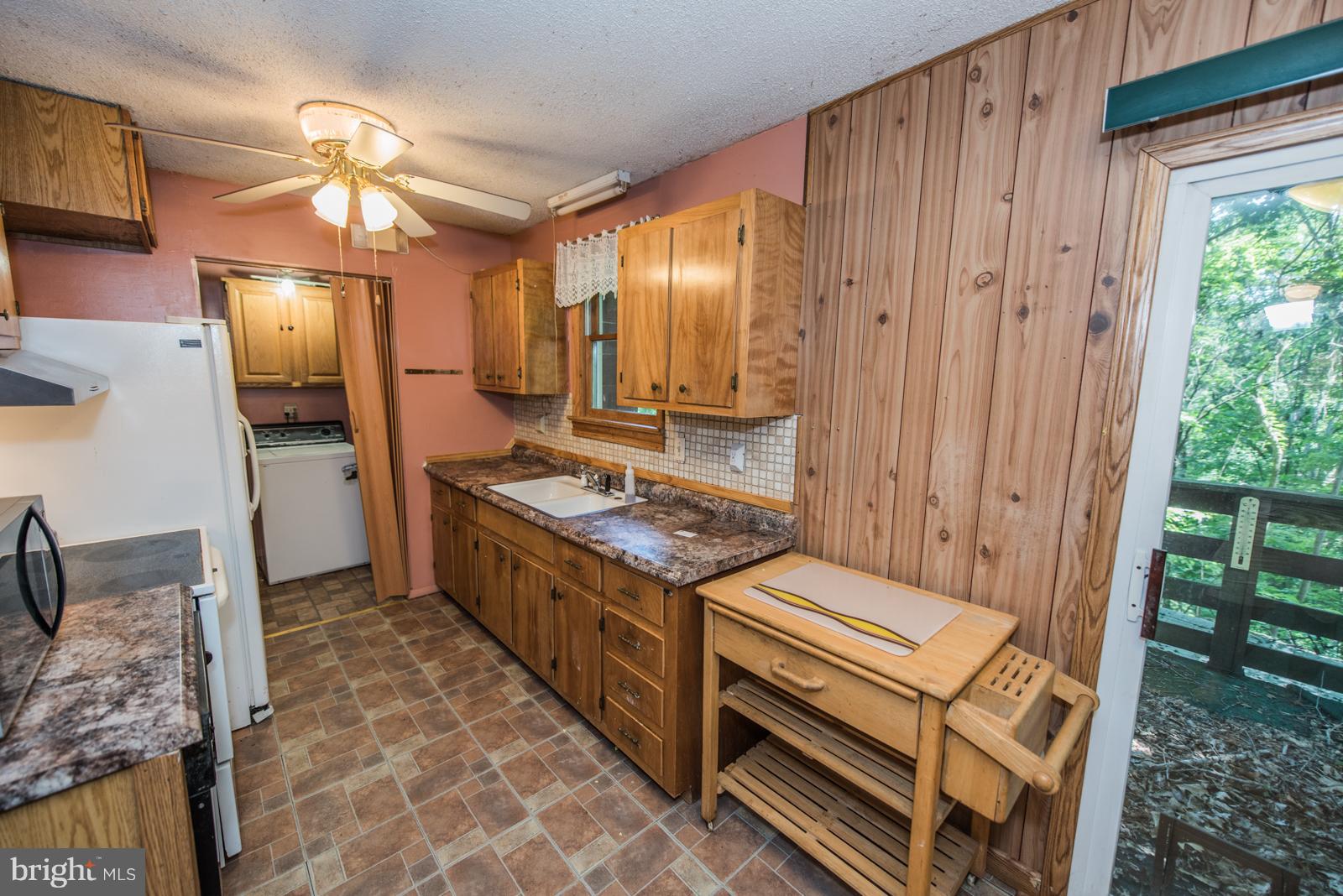 TROUT POND - Residential