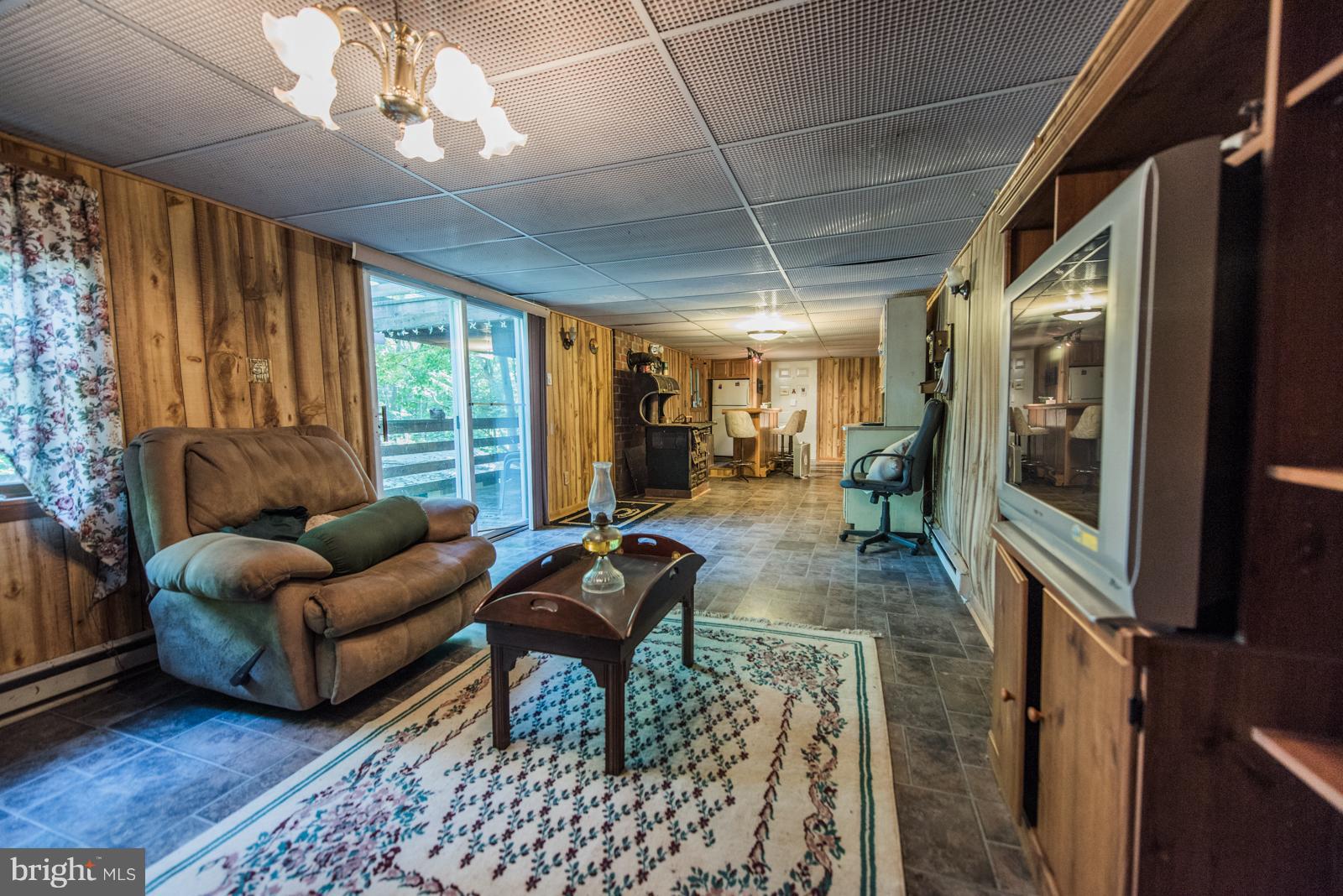 TROUT POND - Residential