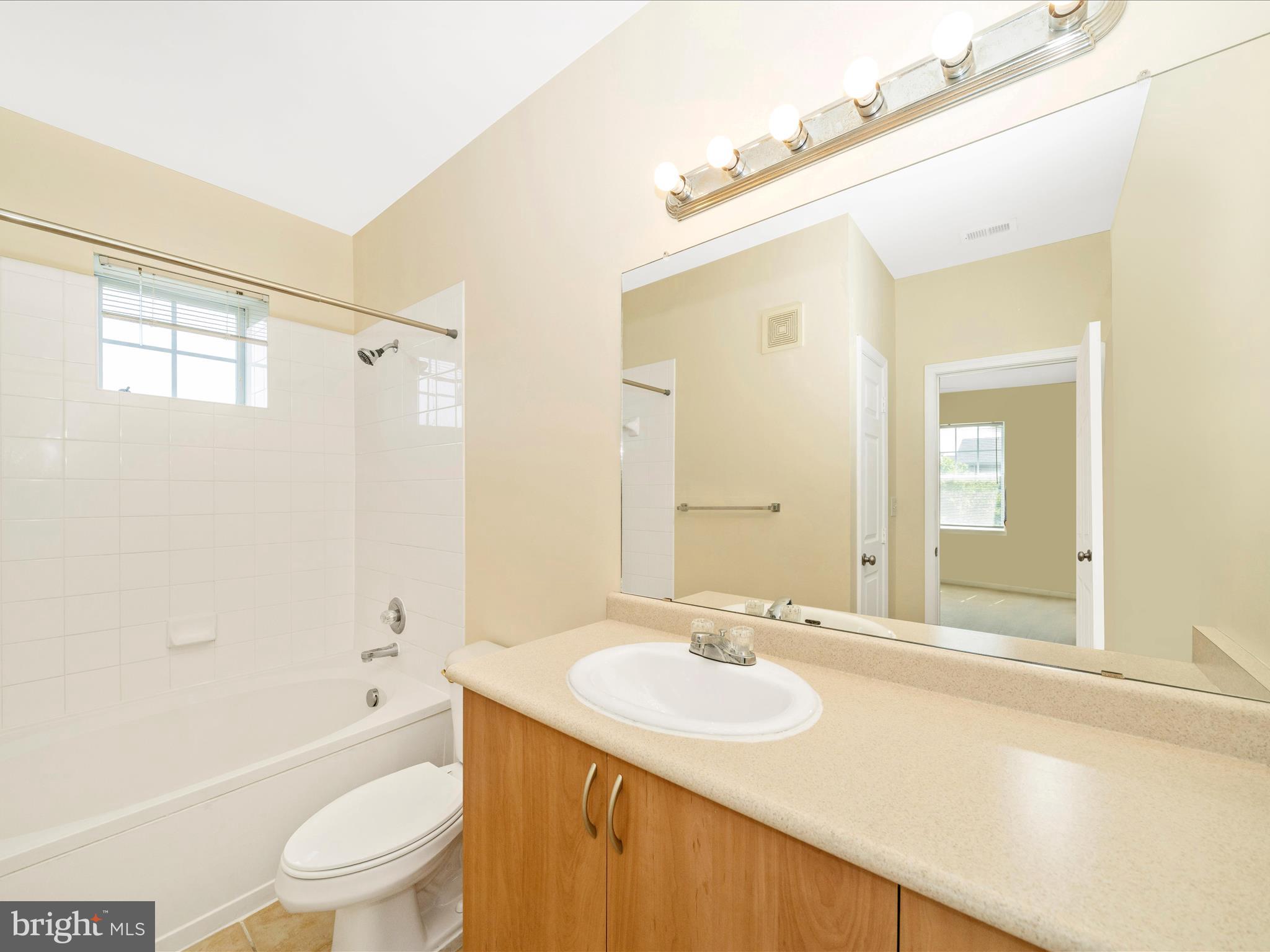 THE ASHMORE - Residential Lease