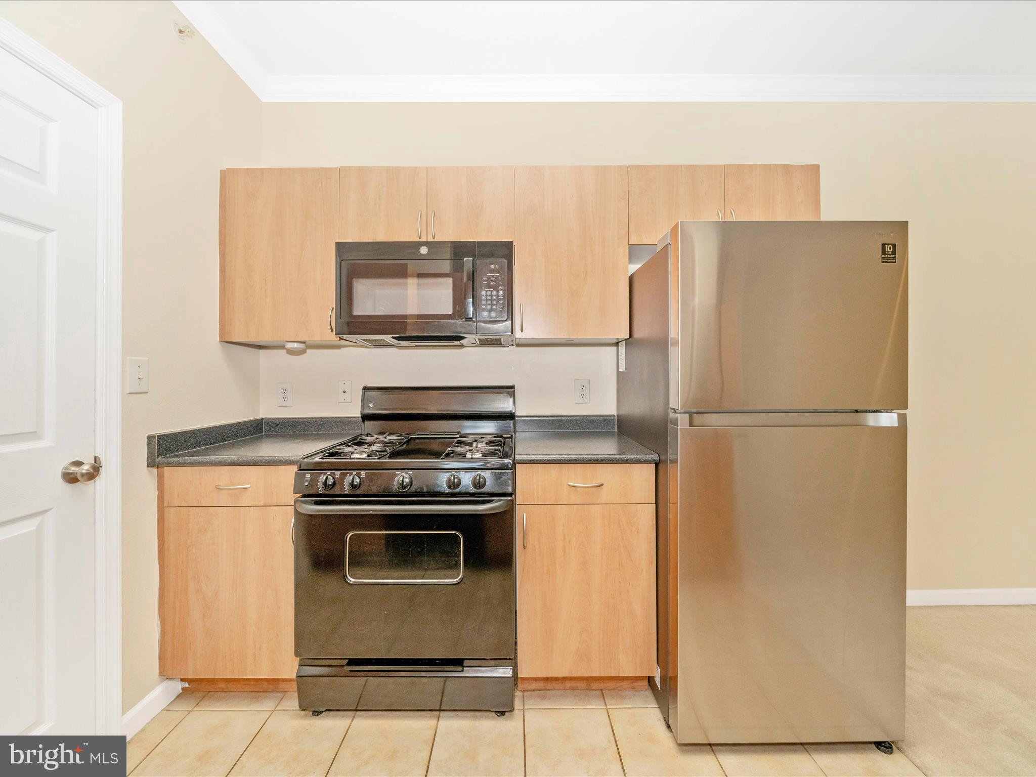 THE ASHMORE - Residential Lease