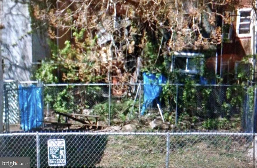 Vacant lot in upcoming area of Philadelphia. This lot could be included in a package deal with 18 other lots for $599,000 or sold a la carte. 

Some of the other lots are:  602 E. Lippincott St, 757 E. Hilton St, 1910 E. Birch St, 2859 N Lee St, 3120 Reach St, 1322 W. Rush St, 2012 S, Alden St, 2317 W. Huntingdon St, 2338 N. 20th St, 2369 N. Bouvier St, 2430 N. Marston St, 2445 N. Newkirk St, 2457 N. 19th St, 2902 N. Ringgold St, 2931 N. Stillman St, 2747 Opal St., 3027 N. Water St and 3401 Chrystal St. 

Drive by and submit your best offer.