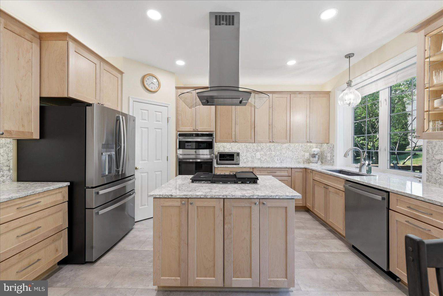 43232 GOLF VIEW DRIVE